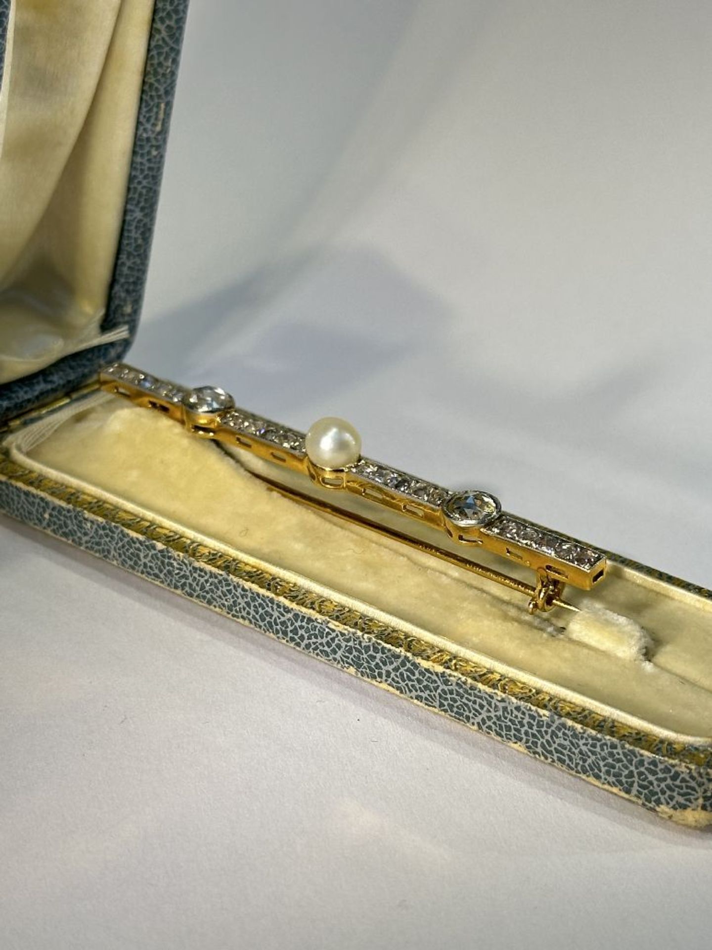 Barrette brooch set with pearls and diamonds - Bild 4 aus 6