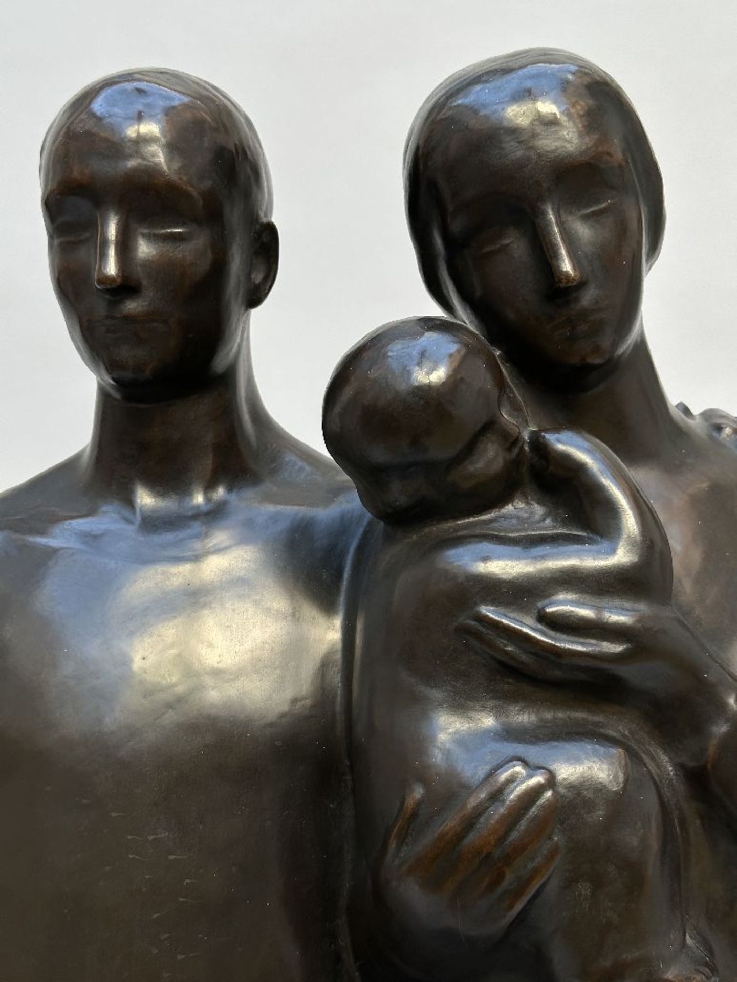Léon Sarteel: bronze statue 'the family' - Bild 7 aus 9