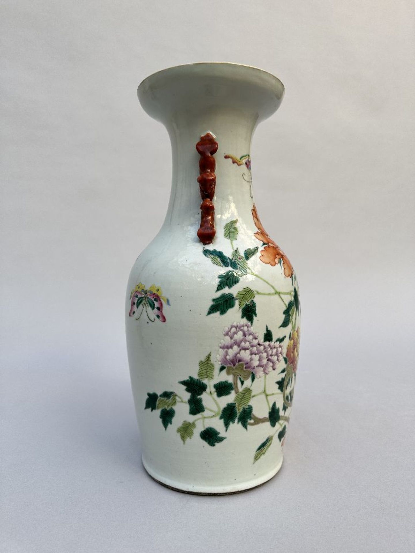 Chinese vase decorated with flowers, 19th century (*) - Image 4 of 8