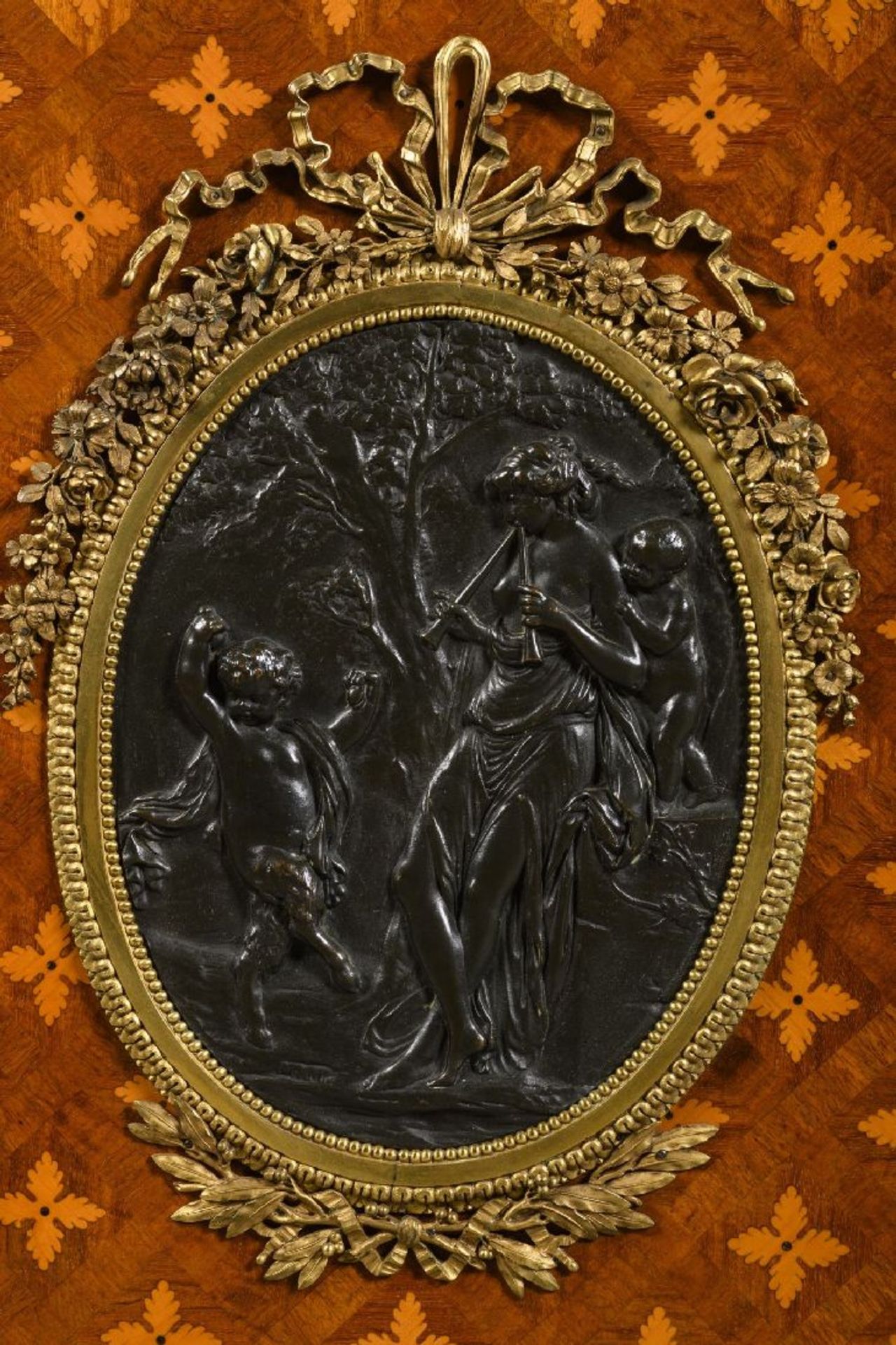 A fine Louis XVI style cupboard with bronze plaques, 19th century - Image 3 of 6