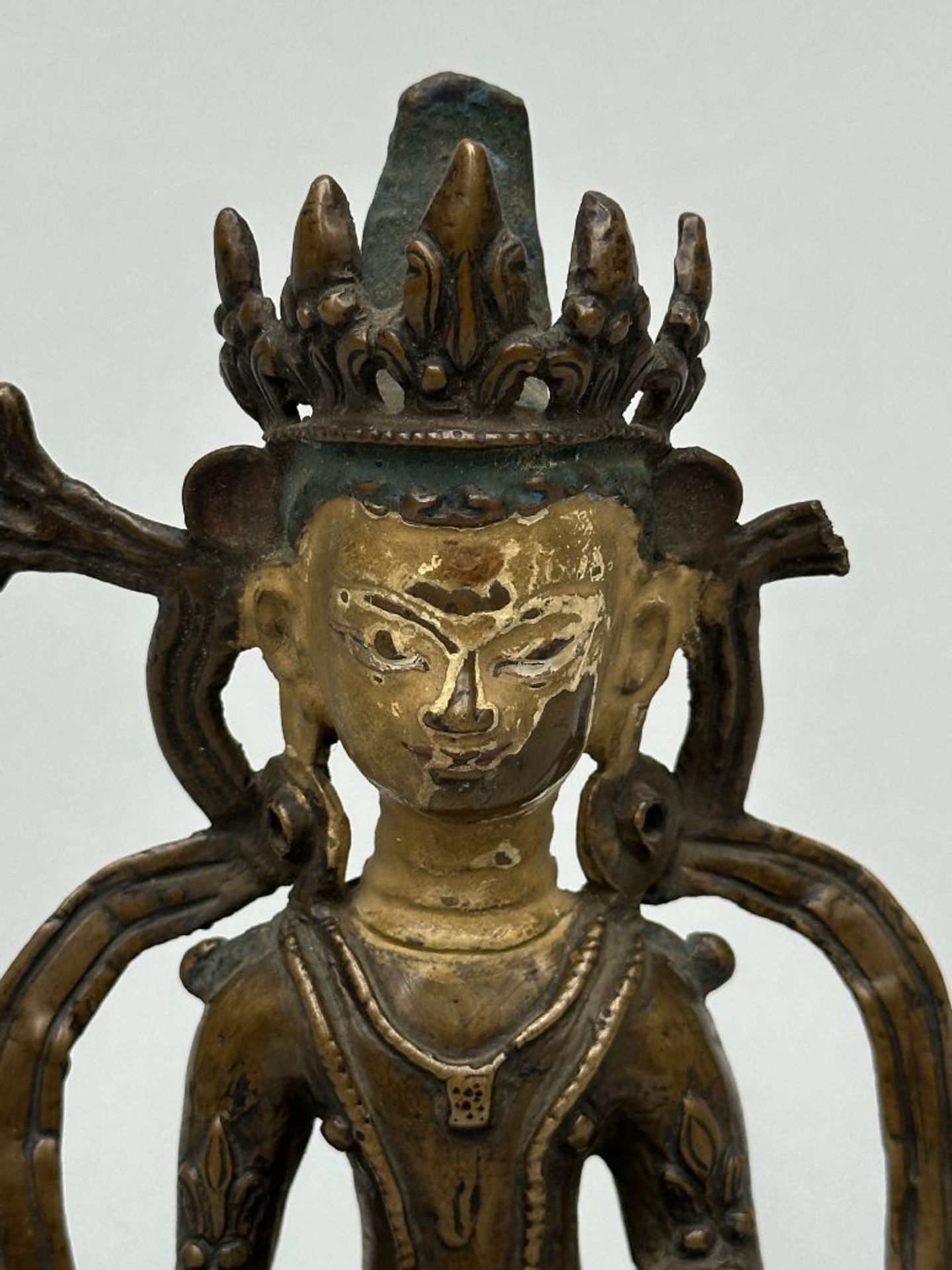 A Tibetan sculpture 'Buddha Shakyamuni', Tibet 13th century (*) - Image 9 of 9