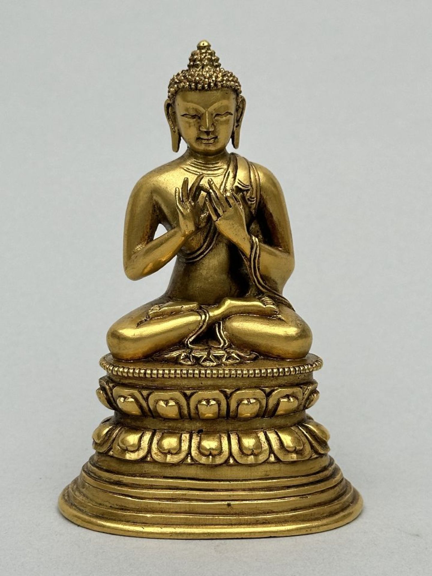 A bronze statue 'Buddha', China 18th century - Image 6 of 9