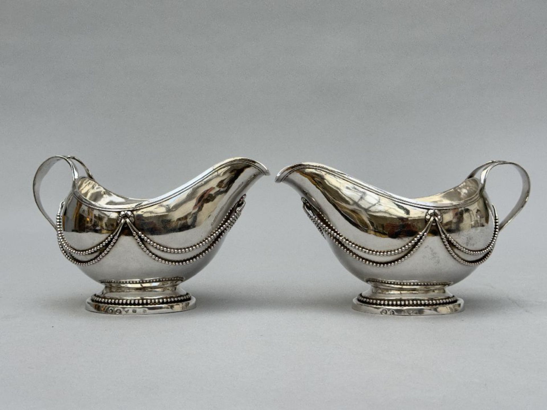 A pair of silver sauce boats by Nicolaes Vleeshouwers, Antwerp 1792 - Image 7 of 9