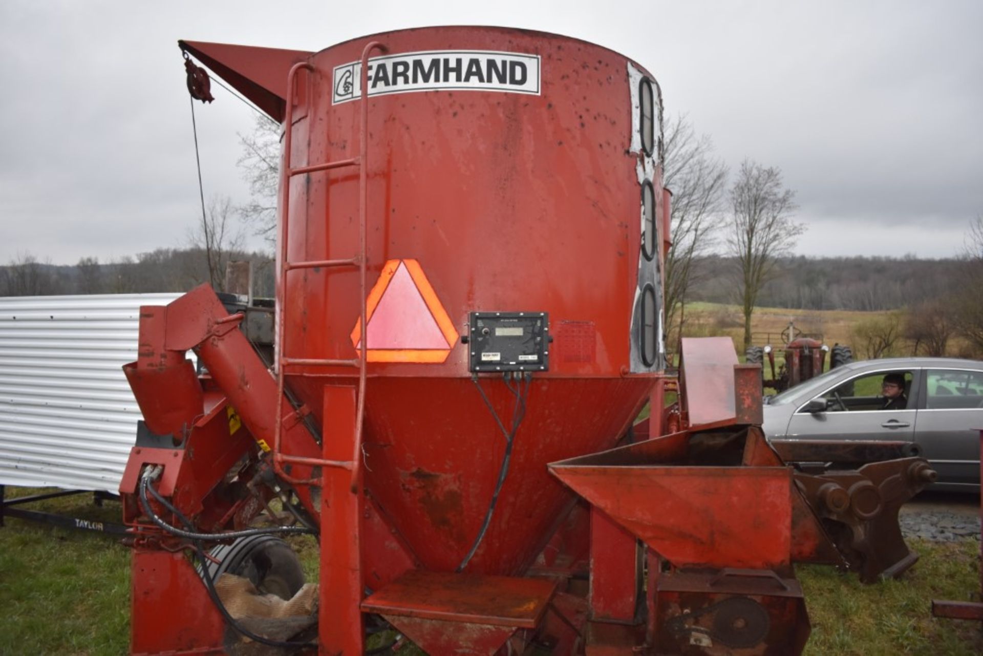 Farmhand 8202 Feed Mixer - Image 7 of 17