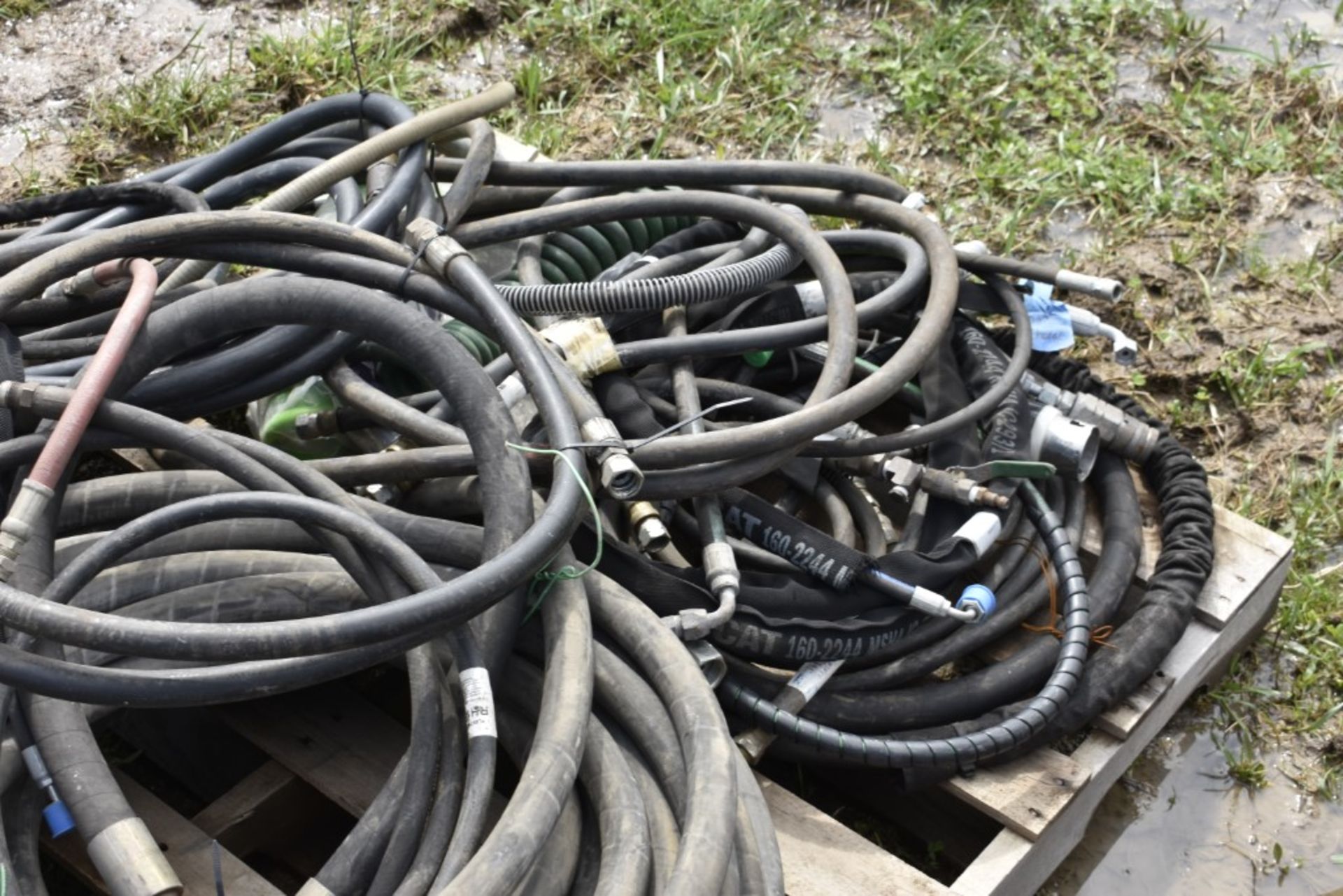 Pallet of Hoses - Image 6 of 8