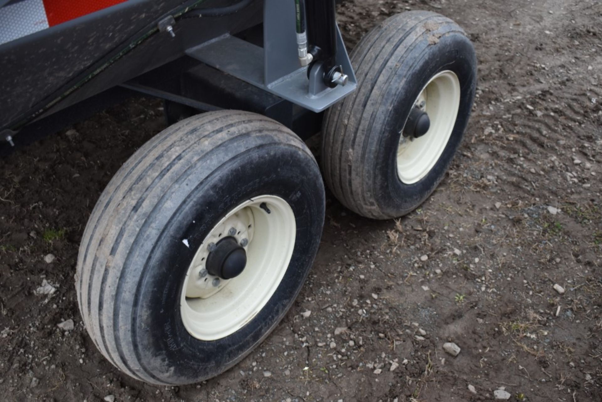 2023 Creek Bank Welding Farm Dump Trailer - Image 18 of 22