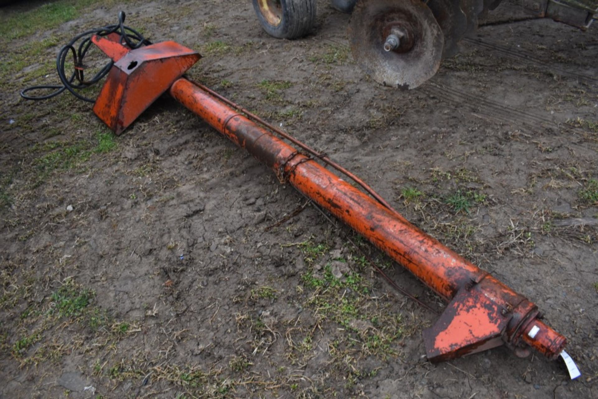 12' Hydraulic Auger - Image 2 of 10
