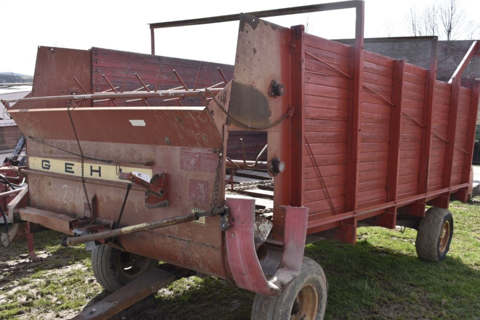 Gehl 16' Forage Wagon - Image 2 of 9
