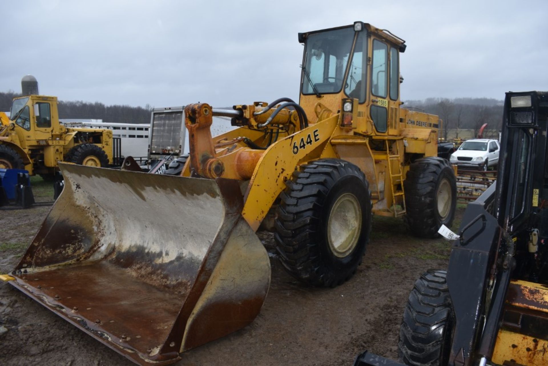 John Deere 644E Articulating Wheel Loader - Image 2 of 54