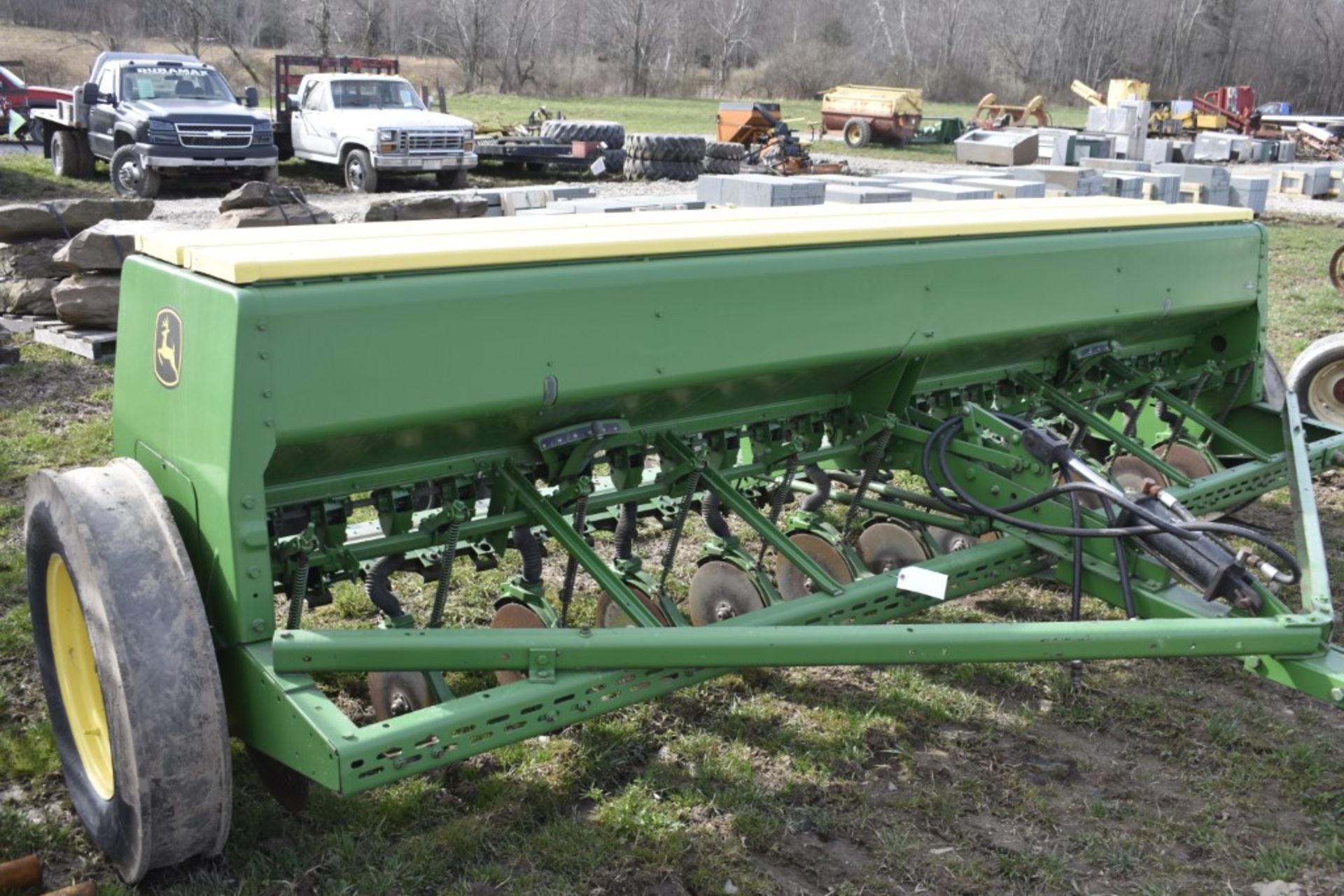 John Deere 8000 Grain Drill - Image 4 of 9