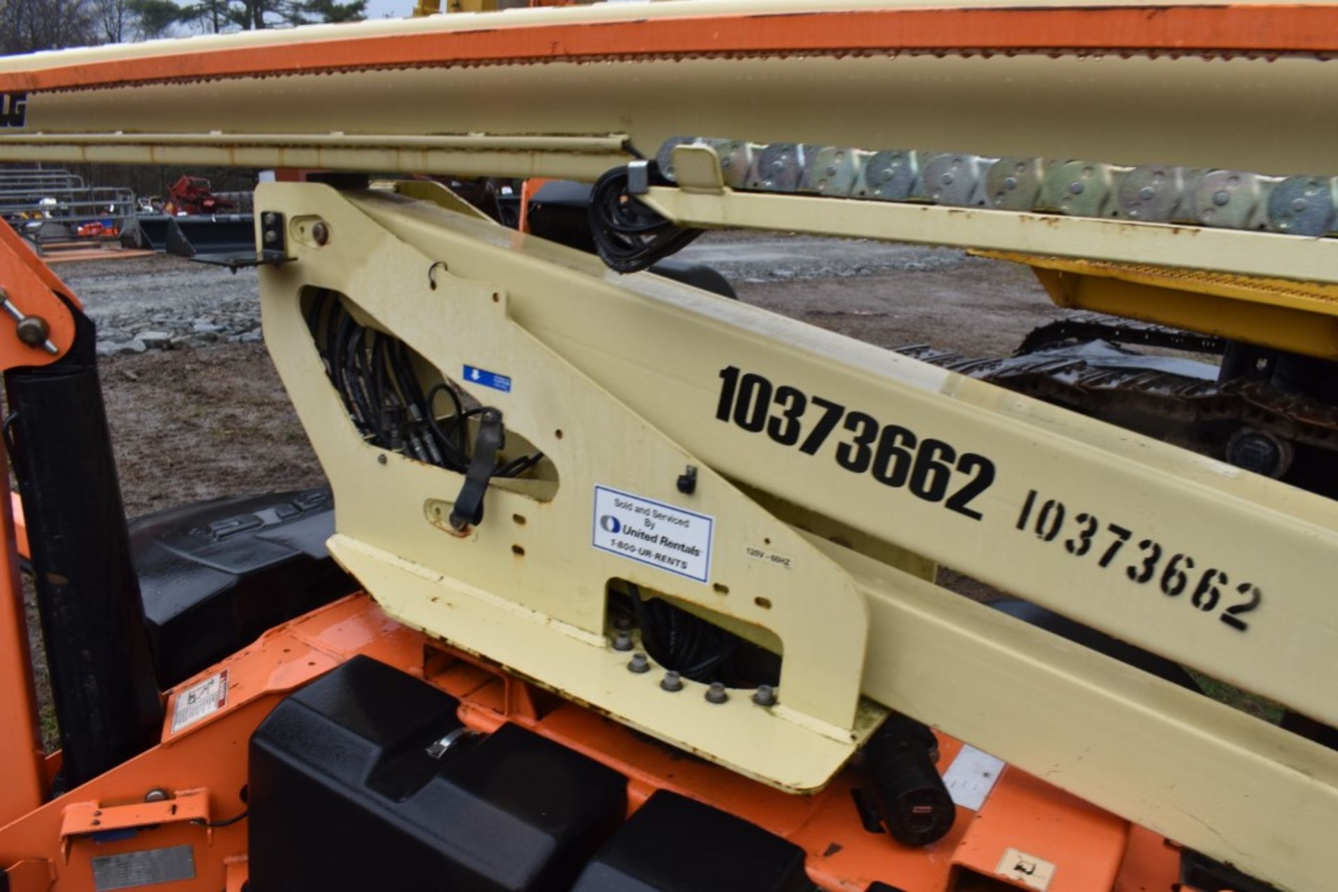 JLG T500J Tow Behind Man Lift - Bild 7 aus 8