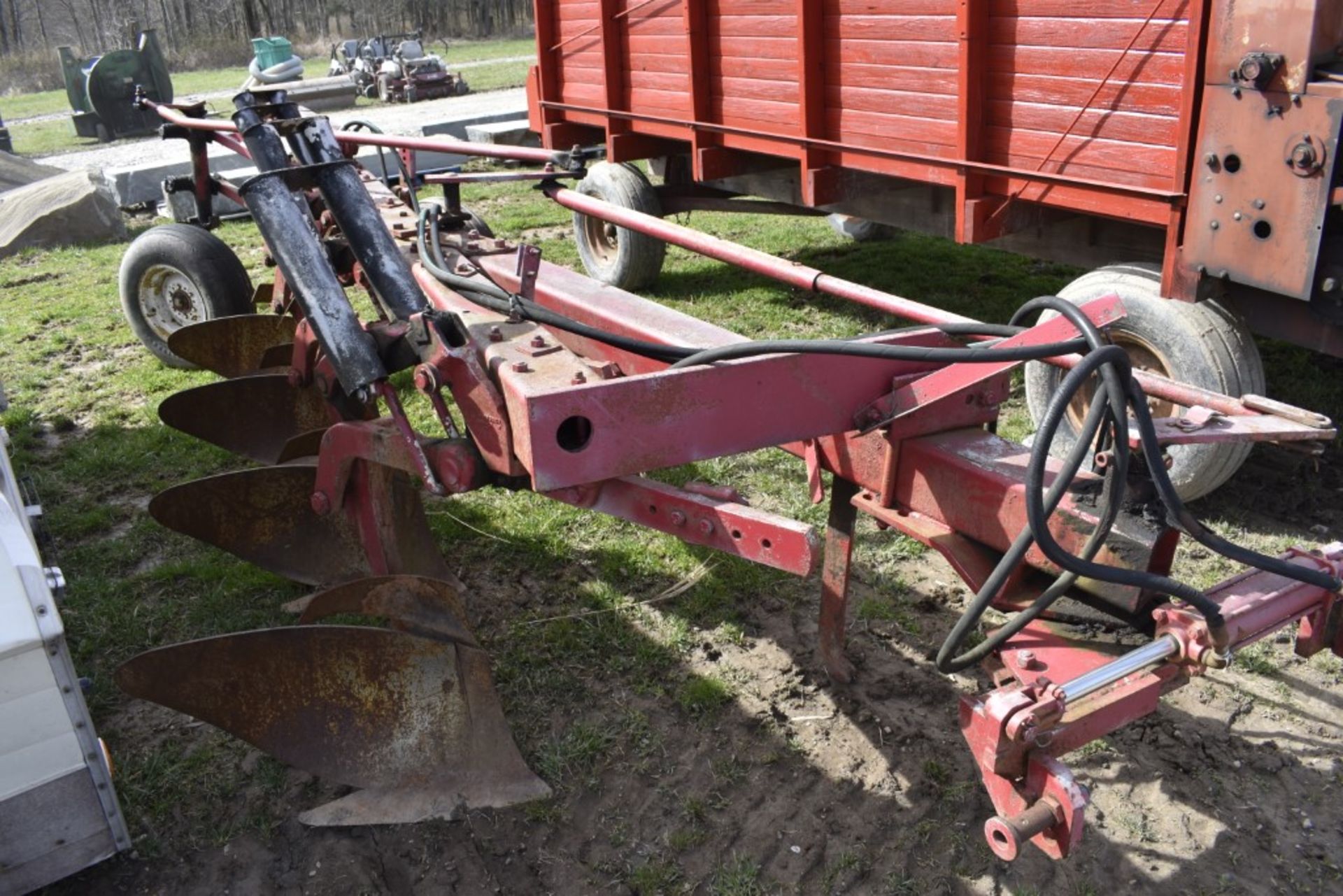 International 720 4 Bottom Plow - Bild 2 aus 8