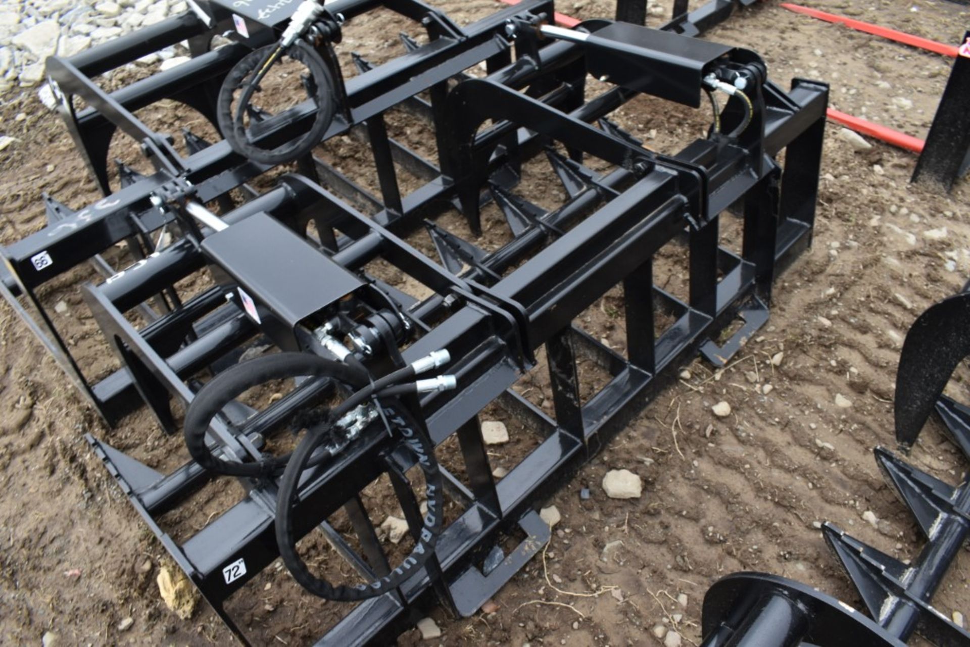 New JMR 72" Quick Attach Grapple Bucket - Image 3 of 3