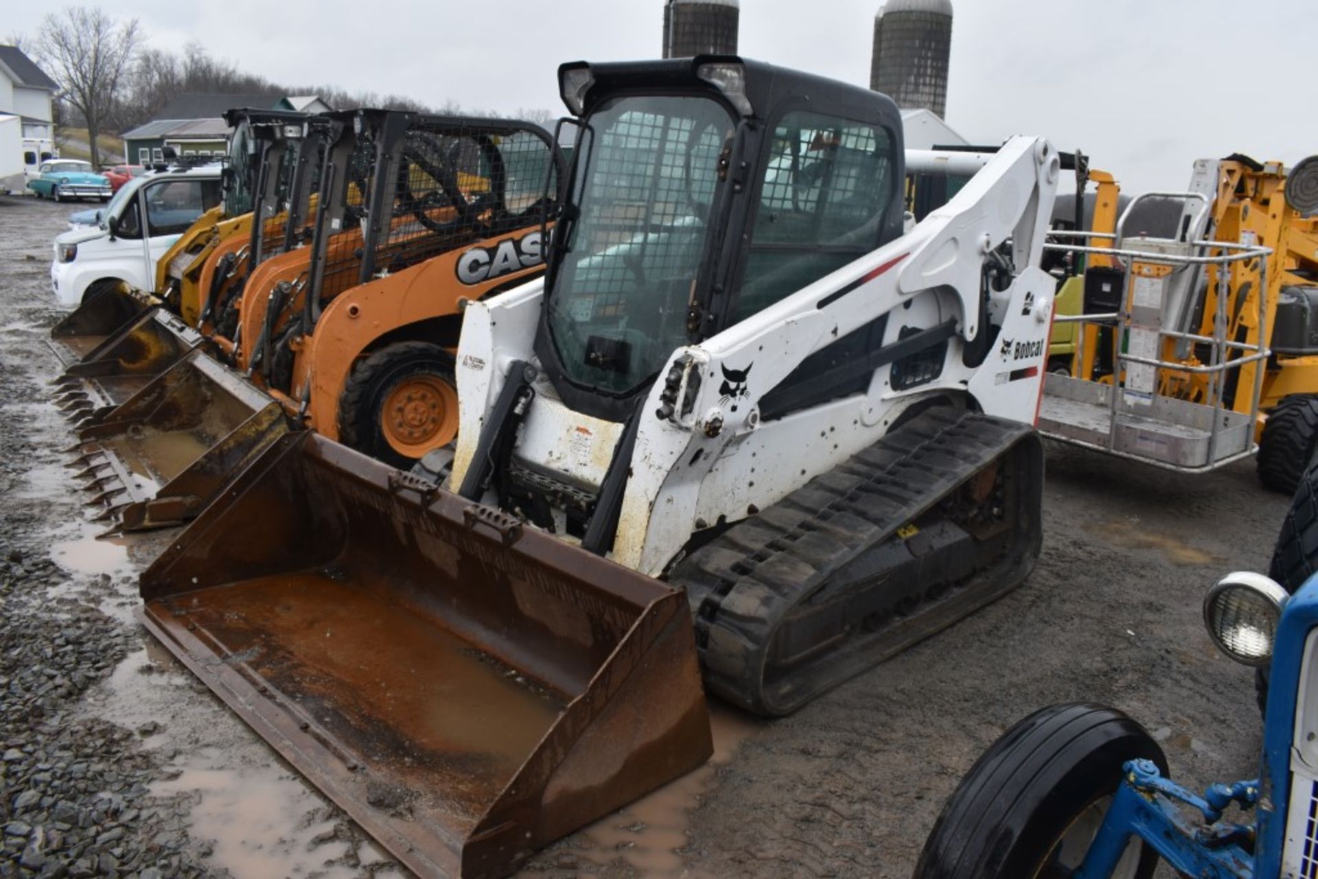2019 Bobcat T770 Skid Steer with Tracks - Image 2 of 32