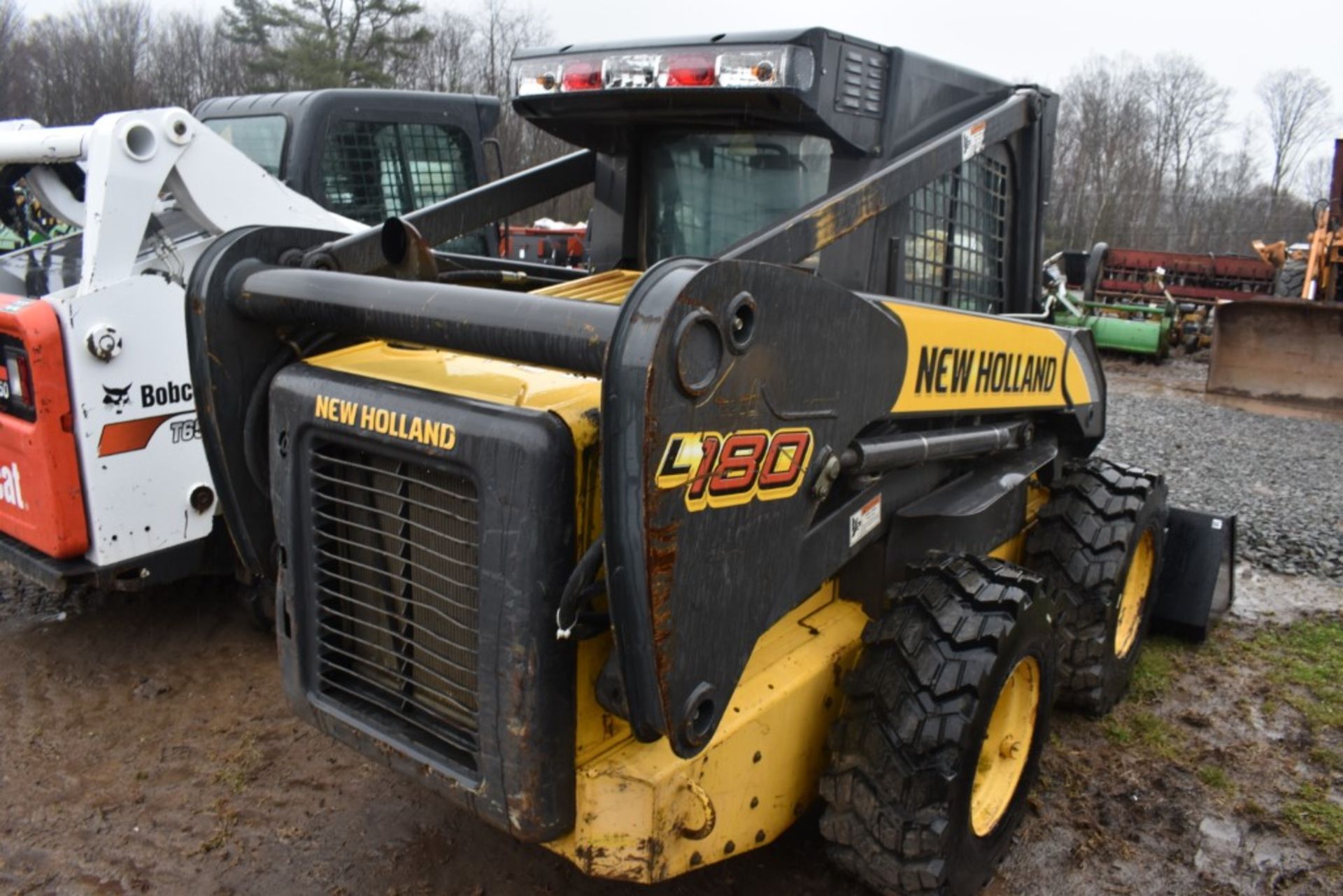 New Holland L180 Skid Steer - Image 7 of 26