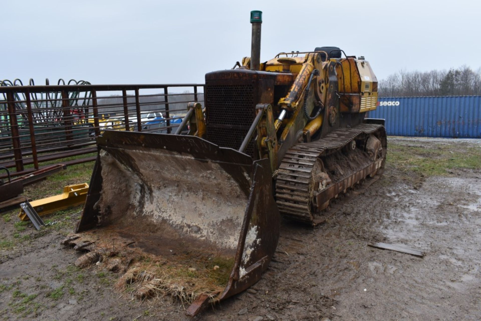 CAT 955K Crawler Loader - Image 2 of 44