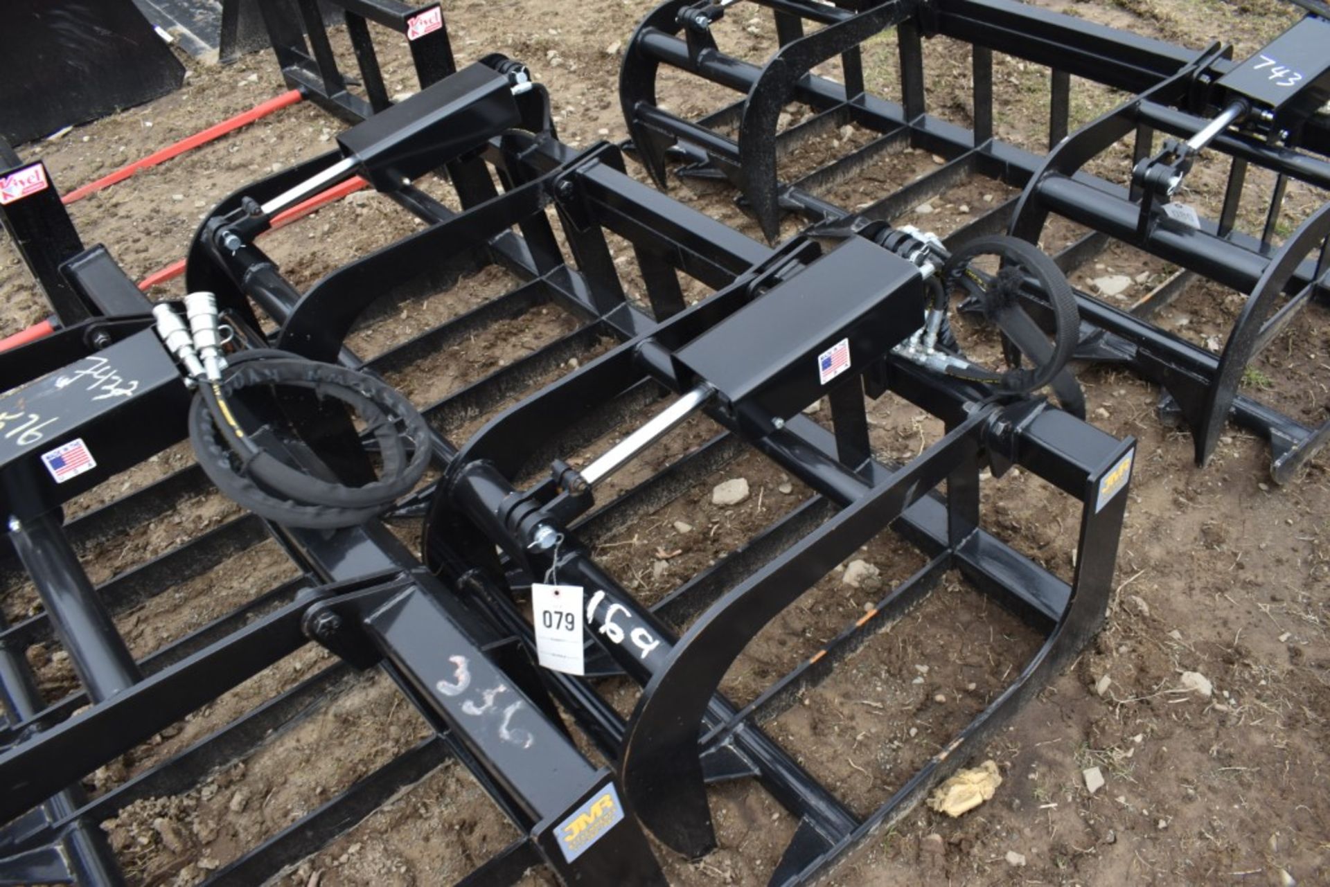 New JMR 72" Quick Attach Grapple Bucket - Image 2 of 3