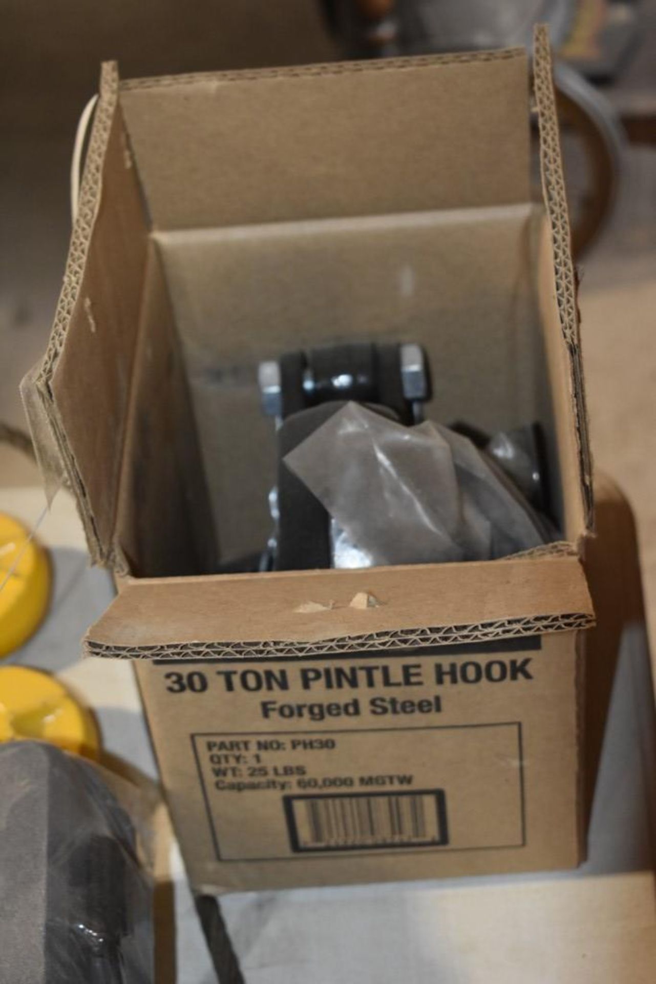 Buyers 30 Ton Pintle Hook