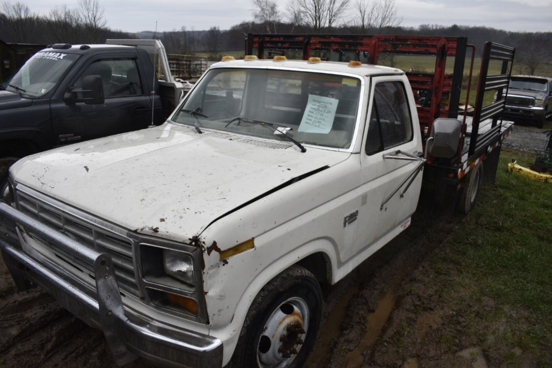 1986 Ford F-350 Stake Body Truck - Image 14 of 40