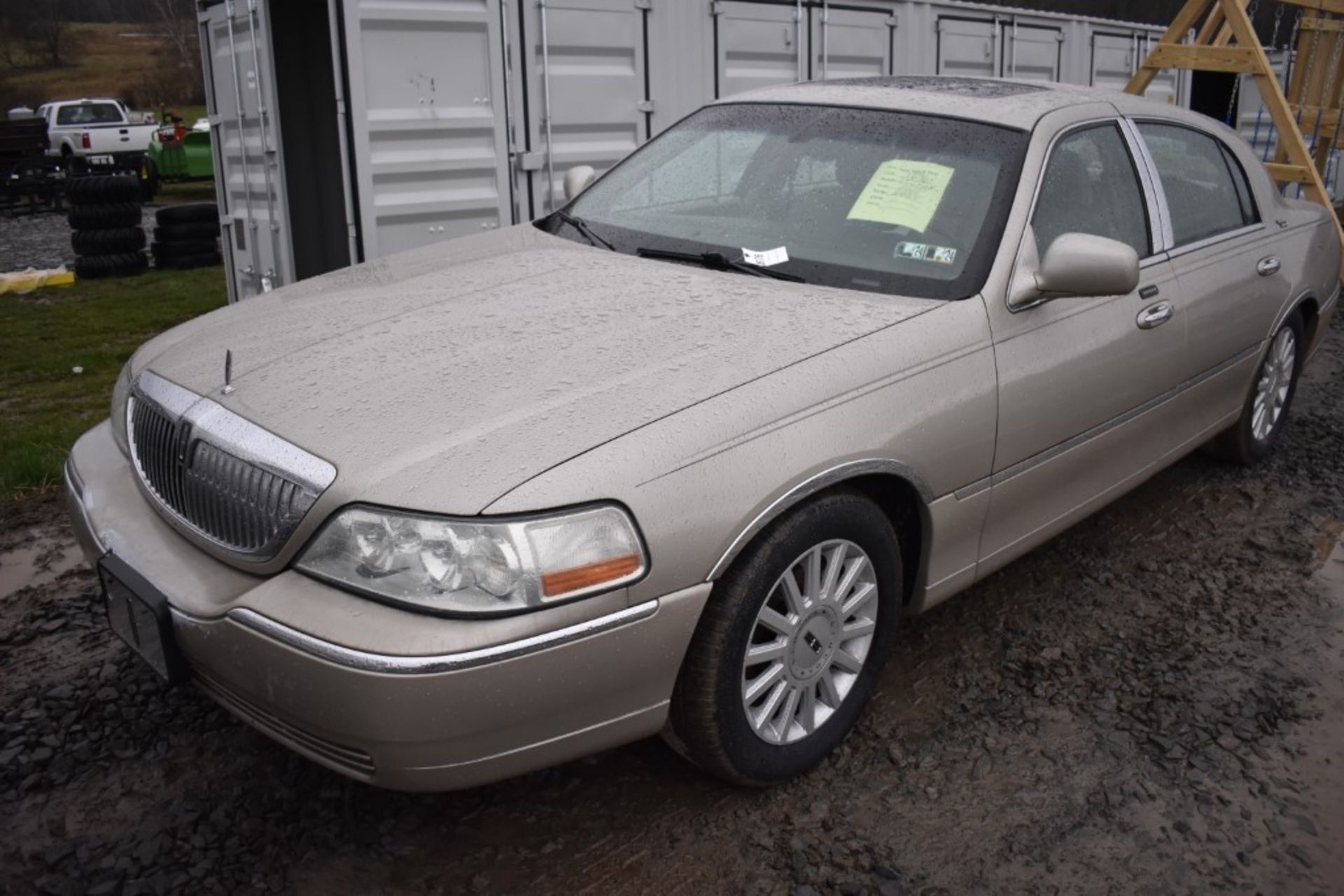 2005 Lincoln Towncar Signigature Limited - Bild 2 aus 28