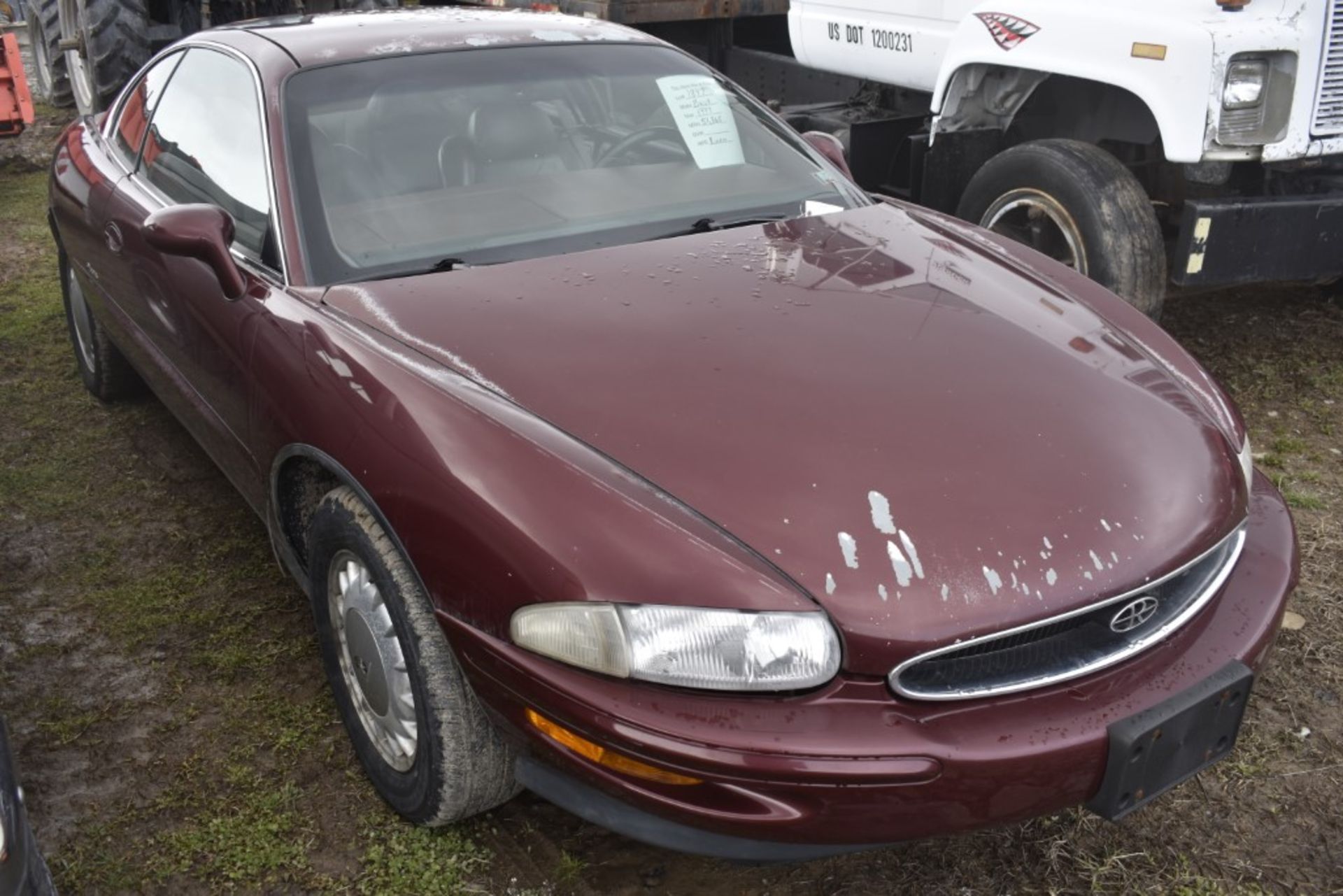 1997 Buick Riviera - Bild 2 aus 32