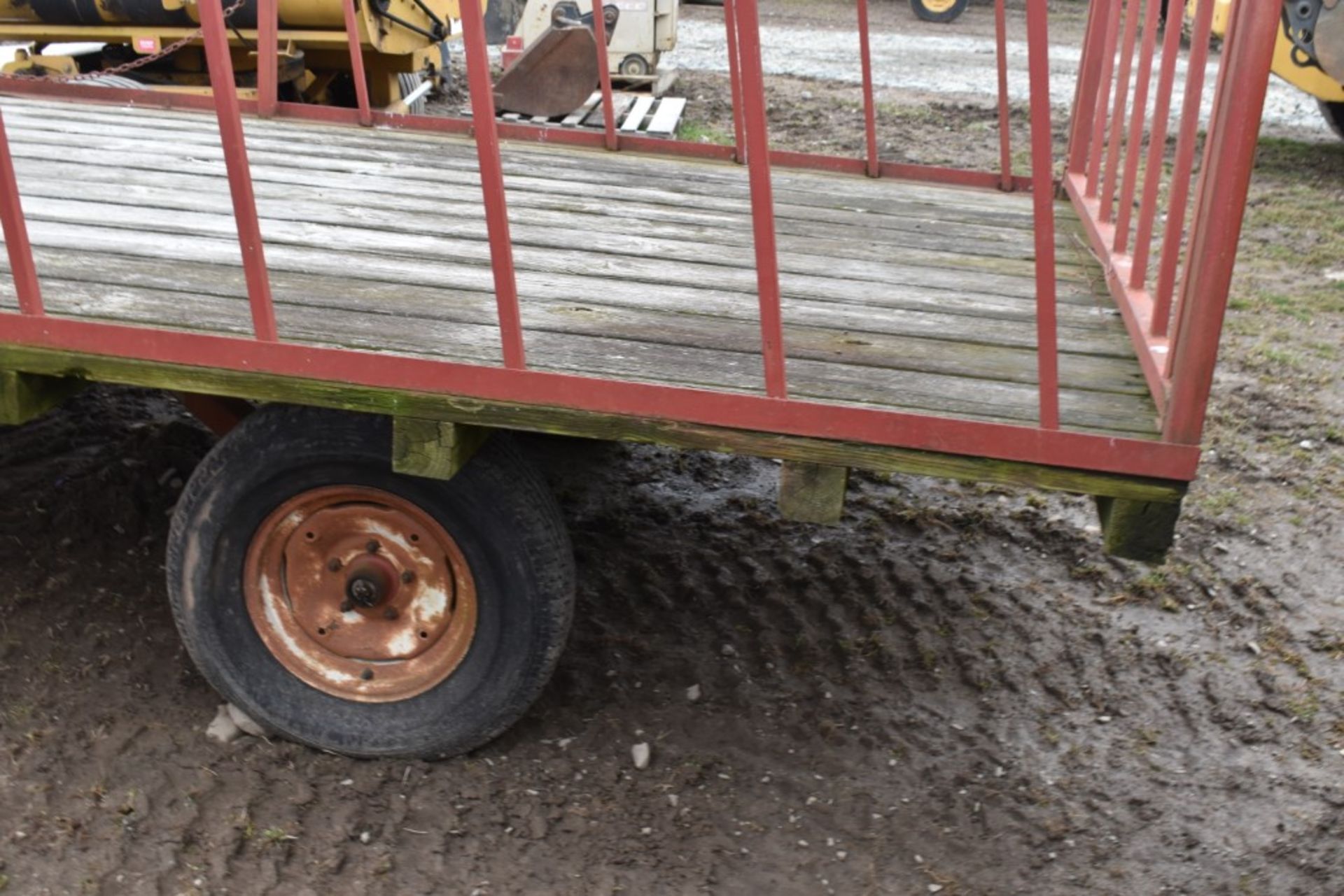 Pequea 818 Single Axle Hay Wagon - Image 9 of 13