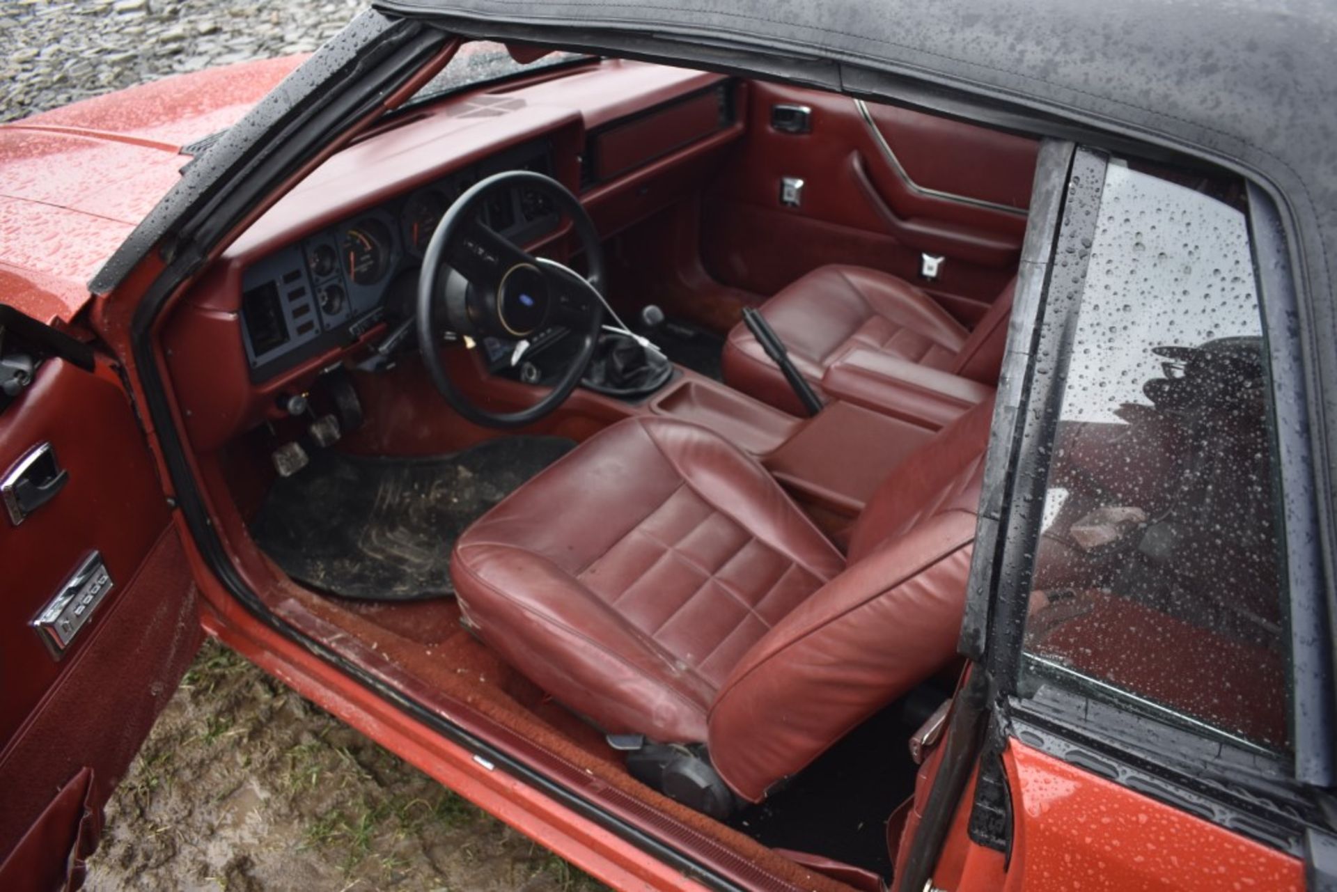 1986 Ford Mustang 5.0 Convertible - Image 23 of 44