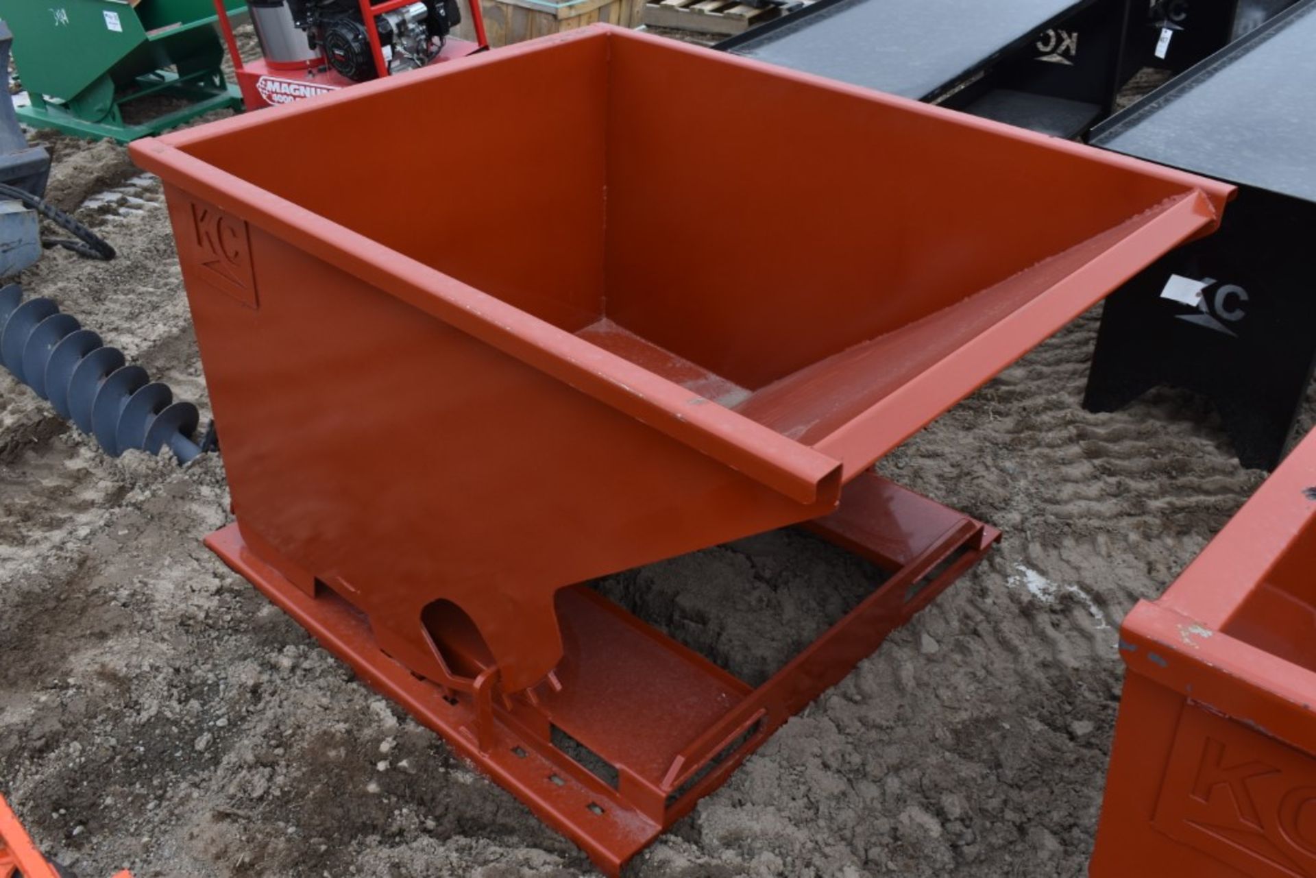 New KC Fork Mounted Self Tipping Dumpster - Bild 4 aus 8