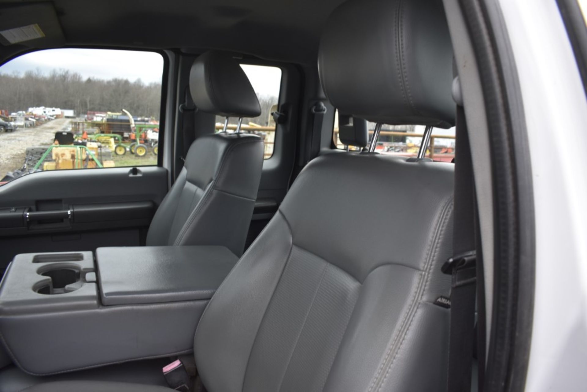2011 Ford F-250 Super Duty Truck - Image 31 of 40