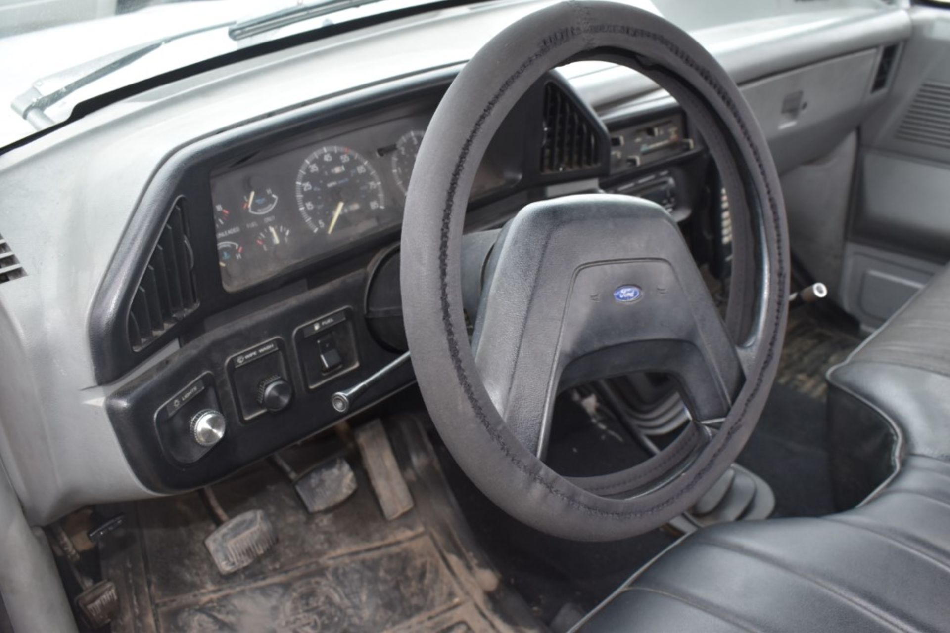 1987 Ford F-150 Truck - Image 31 of 36