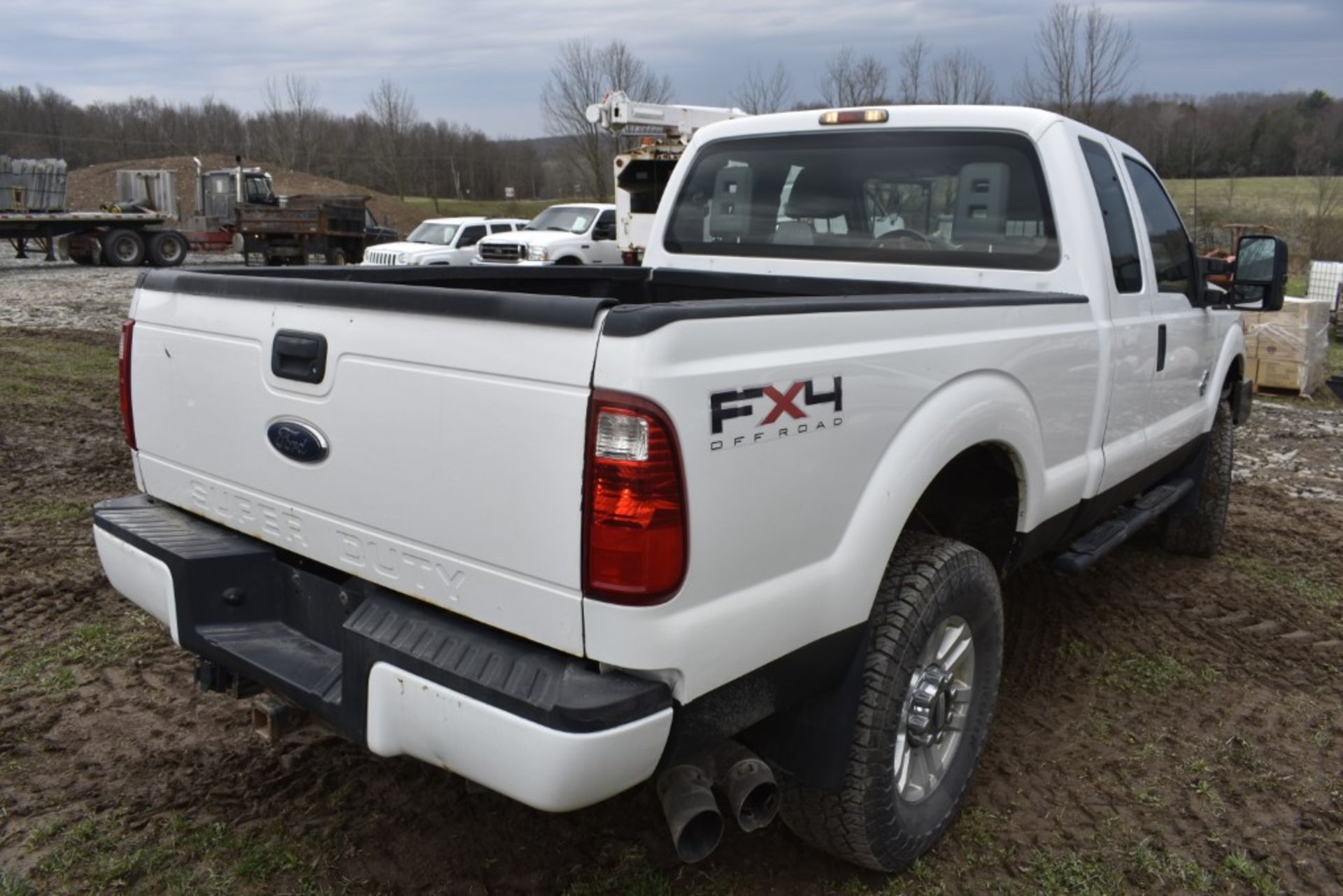 2011 Ford F-250 Super Duty Truck - Image 11 of 40