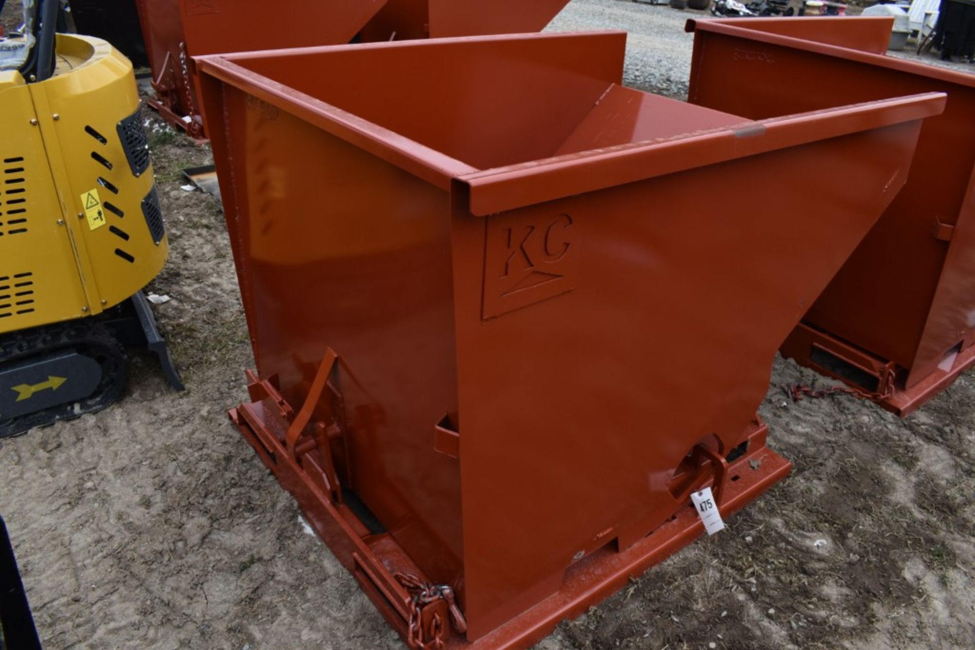 New KC Fork Mounted Self Tipping Dumpster - Bild 5 aus 8