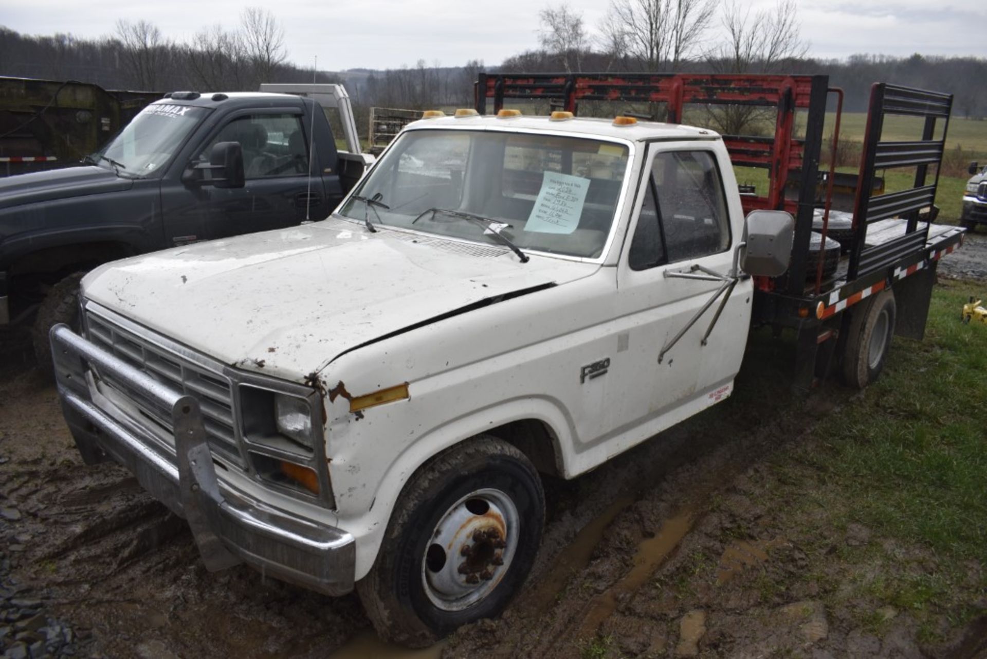 1986 Ford F-350 Stake Body Truck - Image 8 of 40