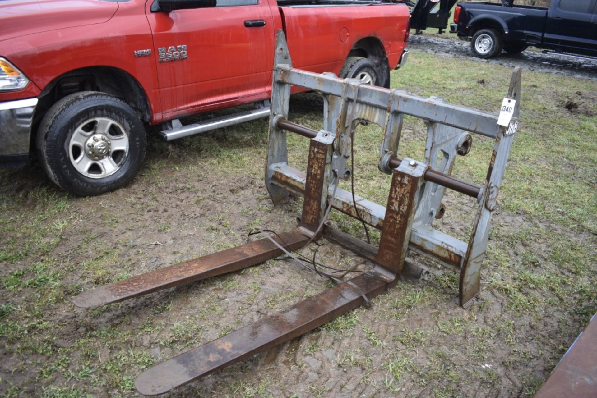 JRB 60" Pallet Forks - Image 4 of 10