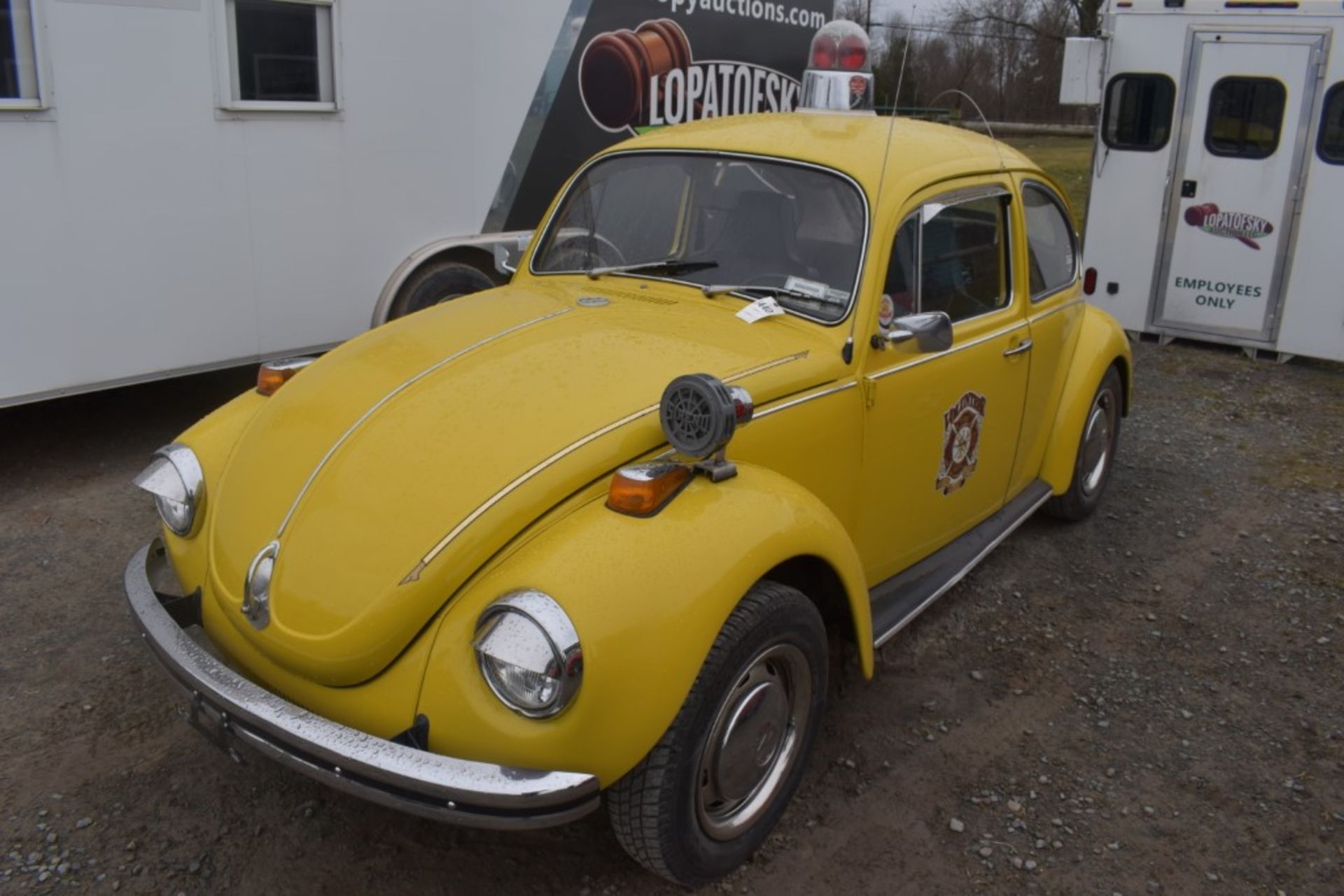 1972 Volkswagen Beetle - Image 2 of 42