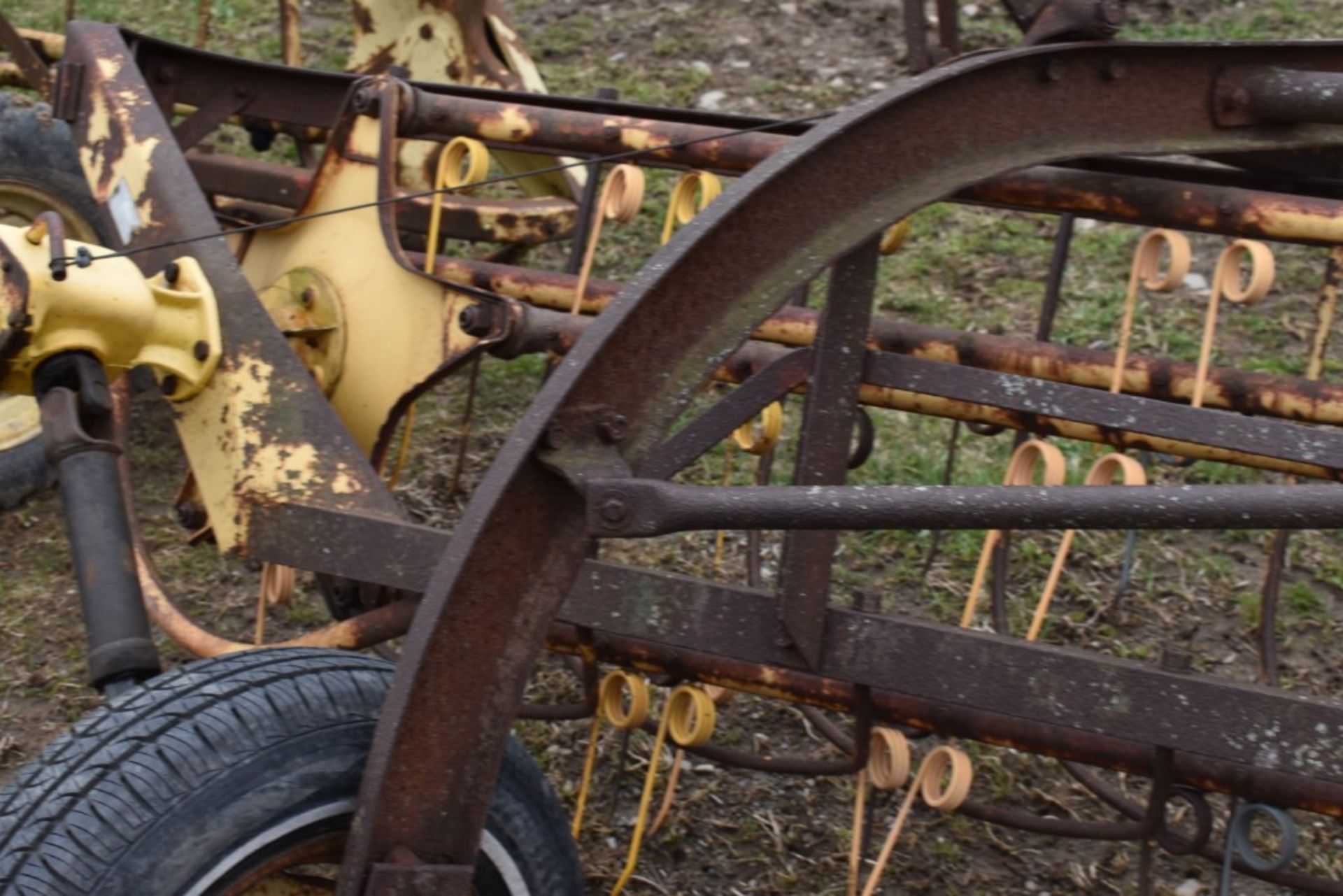 New Holland 56 Rolabar Rake - Image 10 of 16