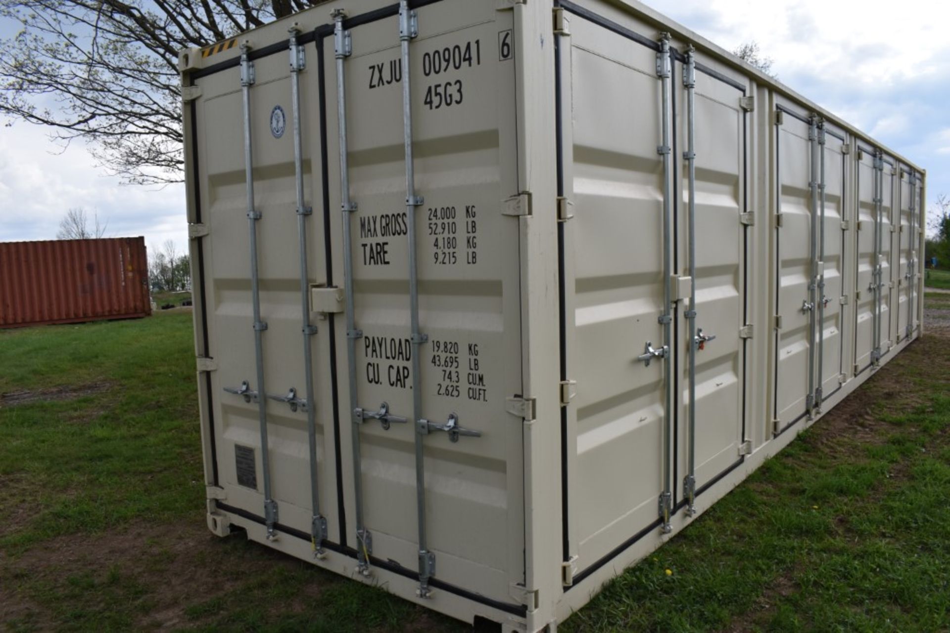 40' 5 Door Shipping Container New, 9' 6" High Cube - Image 4 of 5