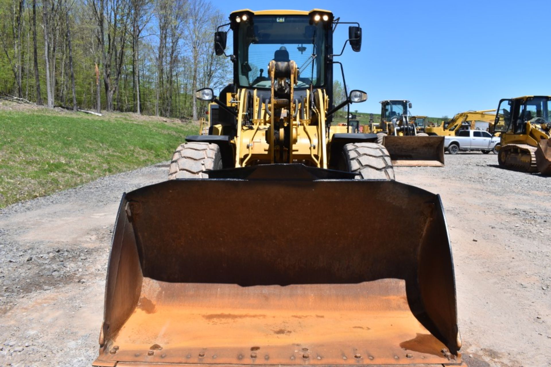 2018 CAT 930M Articulating Wheel Loader 2511 Hours, Runs and Operates, CAT 100" Bucket, Auxiliary - Image 2 of 34