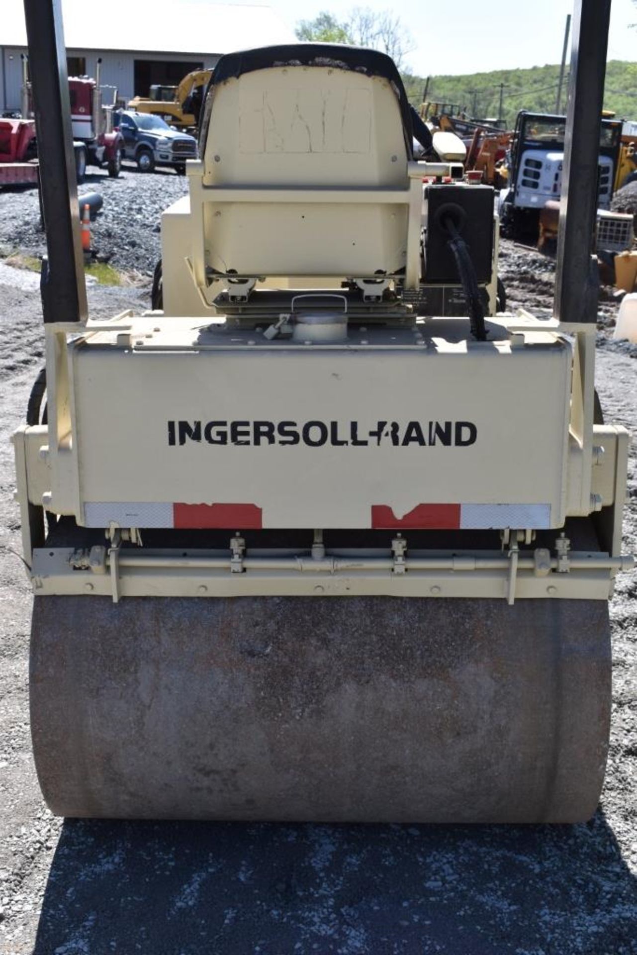 Ingersoll Rand DD-24 Vibratory Double Drum Roller 2054 Hours, Runs and Operates, 47" Drums, ROPS, - Image 5 of 15