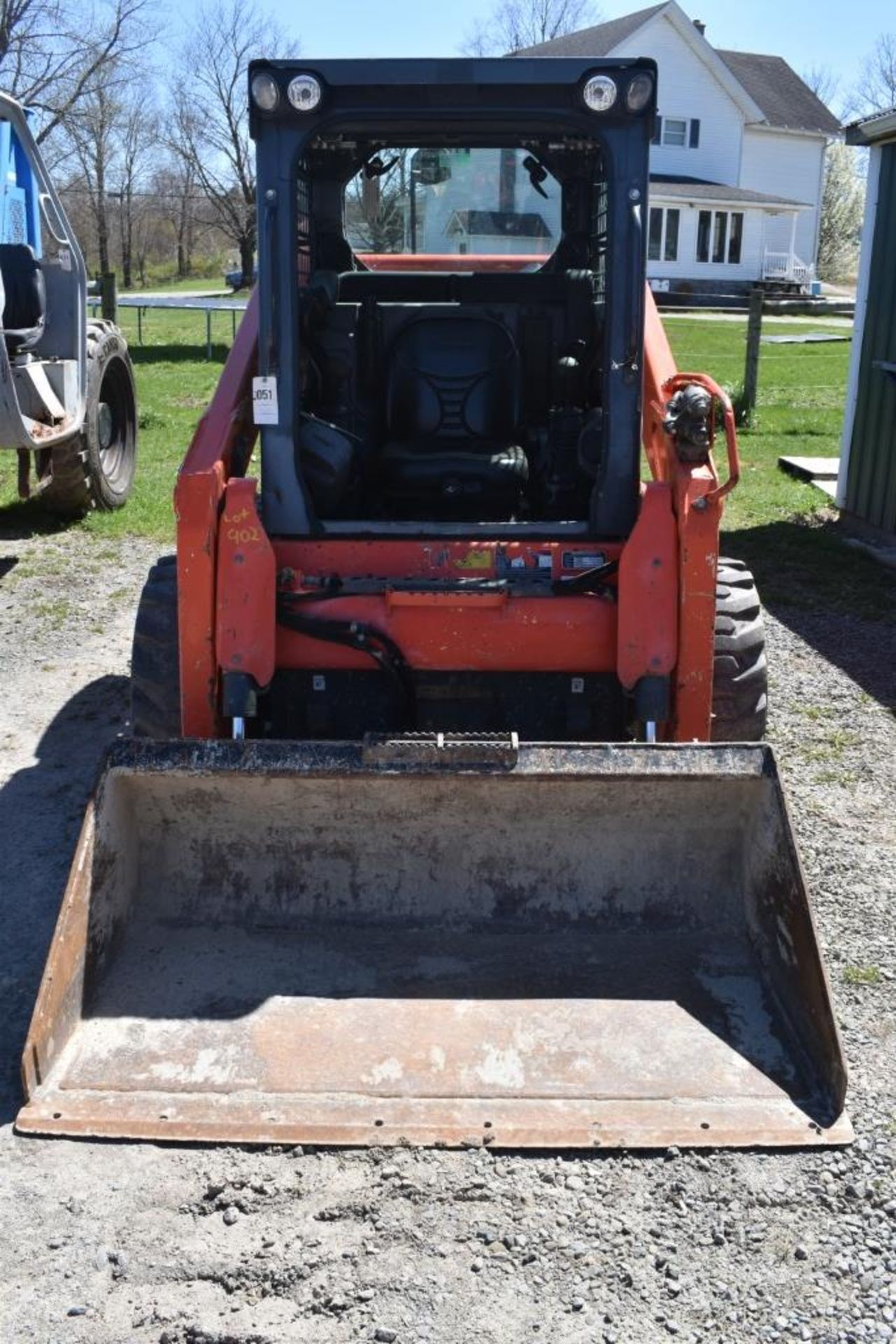 Kubota SSV65 Skid Steer 1322 Hours, Runs and Operates, Hydraulic Quick Attach, 60" Bucket, Pilot - Image 2 of 23