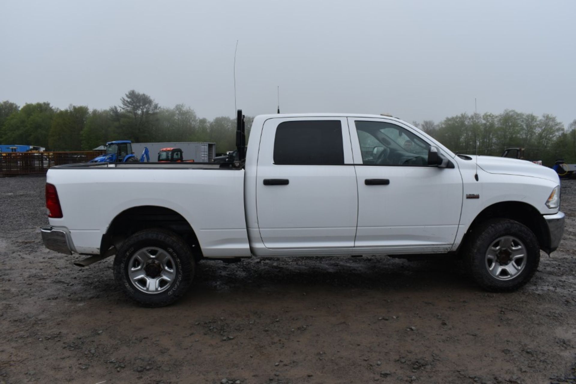 2014 Dodge Ram 2500 Truck With Title, 194341 Miles, Runs and Drives, Hemi 5.7 Gas Engine, Automatic, - Image 4 of 27