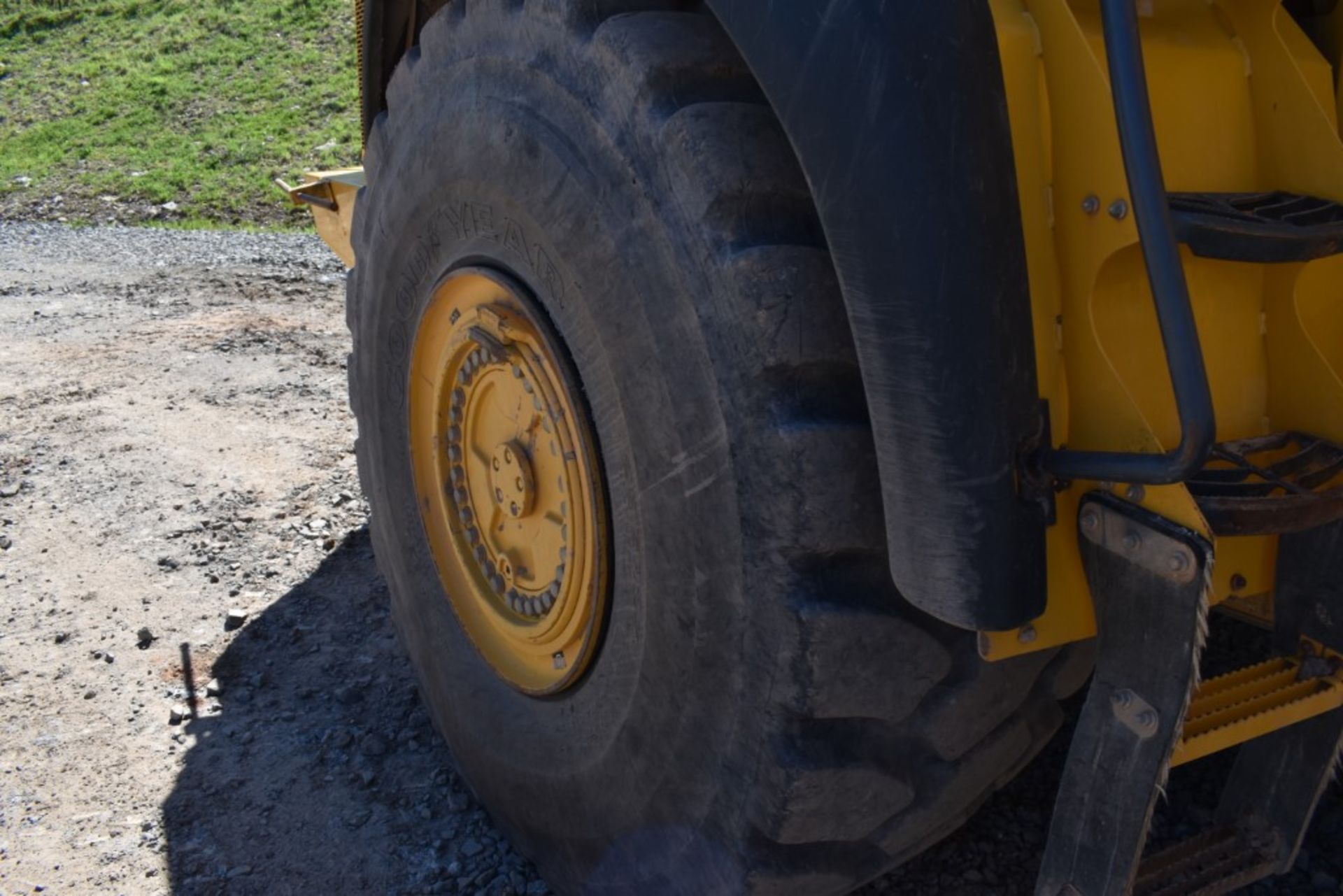 2018 John Deere 460E Haul Truck 9289 Hours, Runs and Operates, 6WD, Enclosed Cab, Heat and AC, - Image 13 of 27