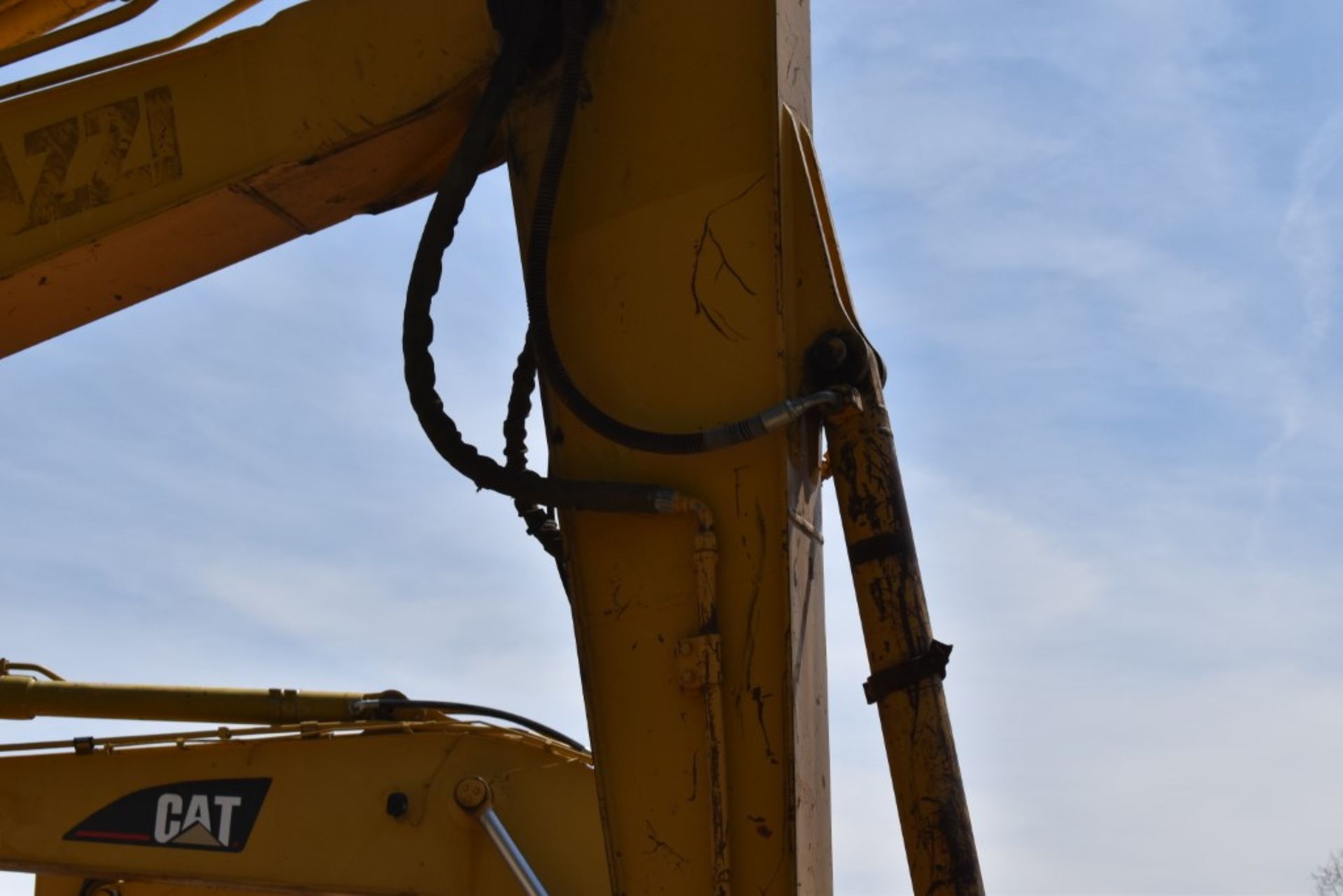 CAT 312B Excavator 11114 Hours, Runs and Operates, 48" Bucket, Auxiliary Hydraulics, Quick Coupler - Image 11 of 40