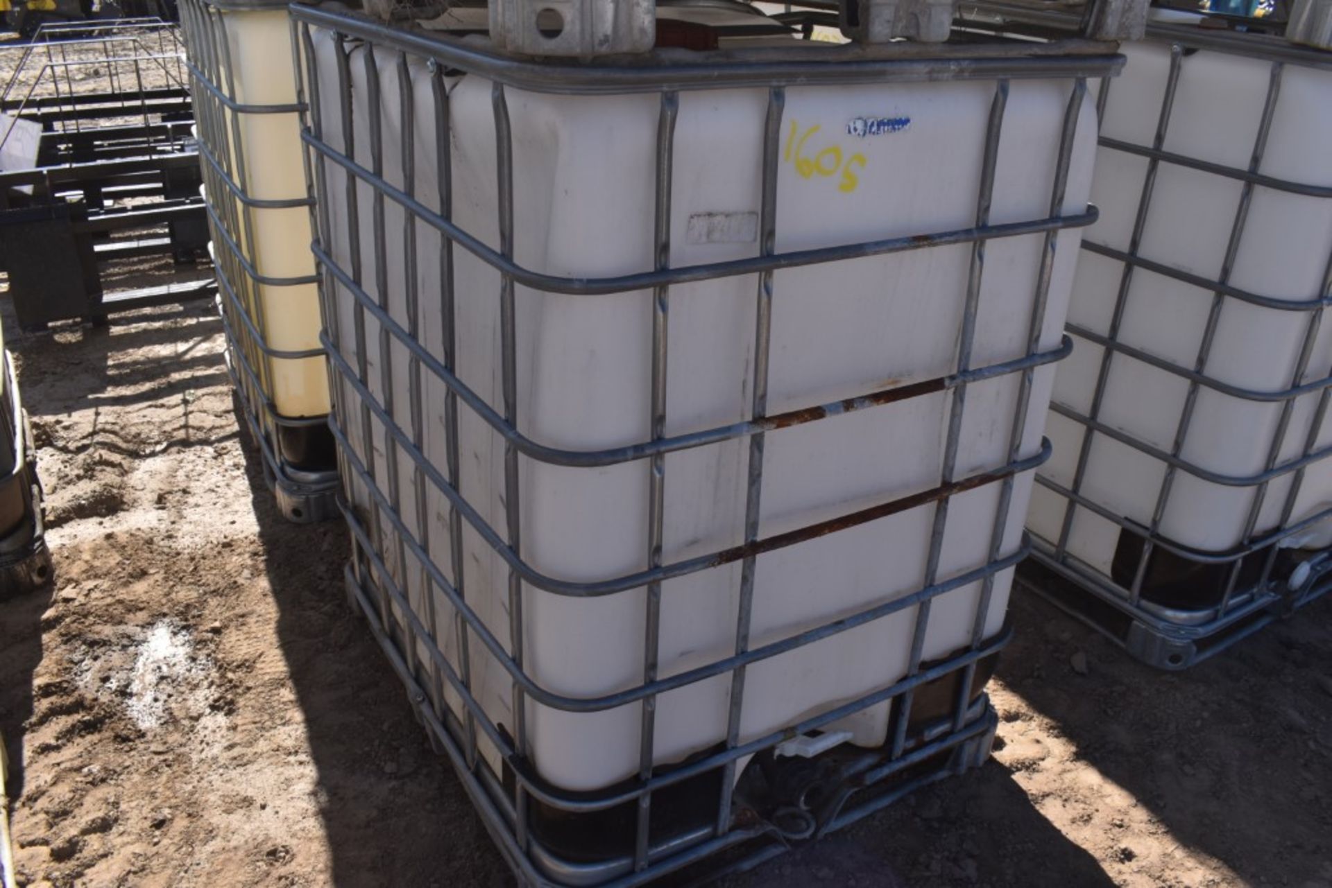 330 Gallon Liquid Tote