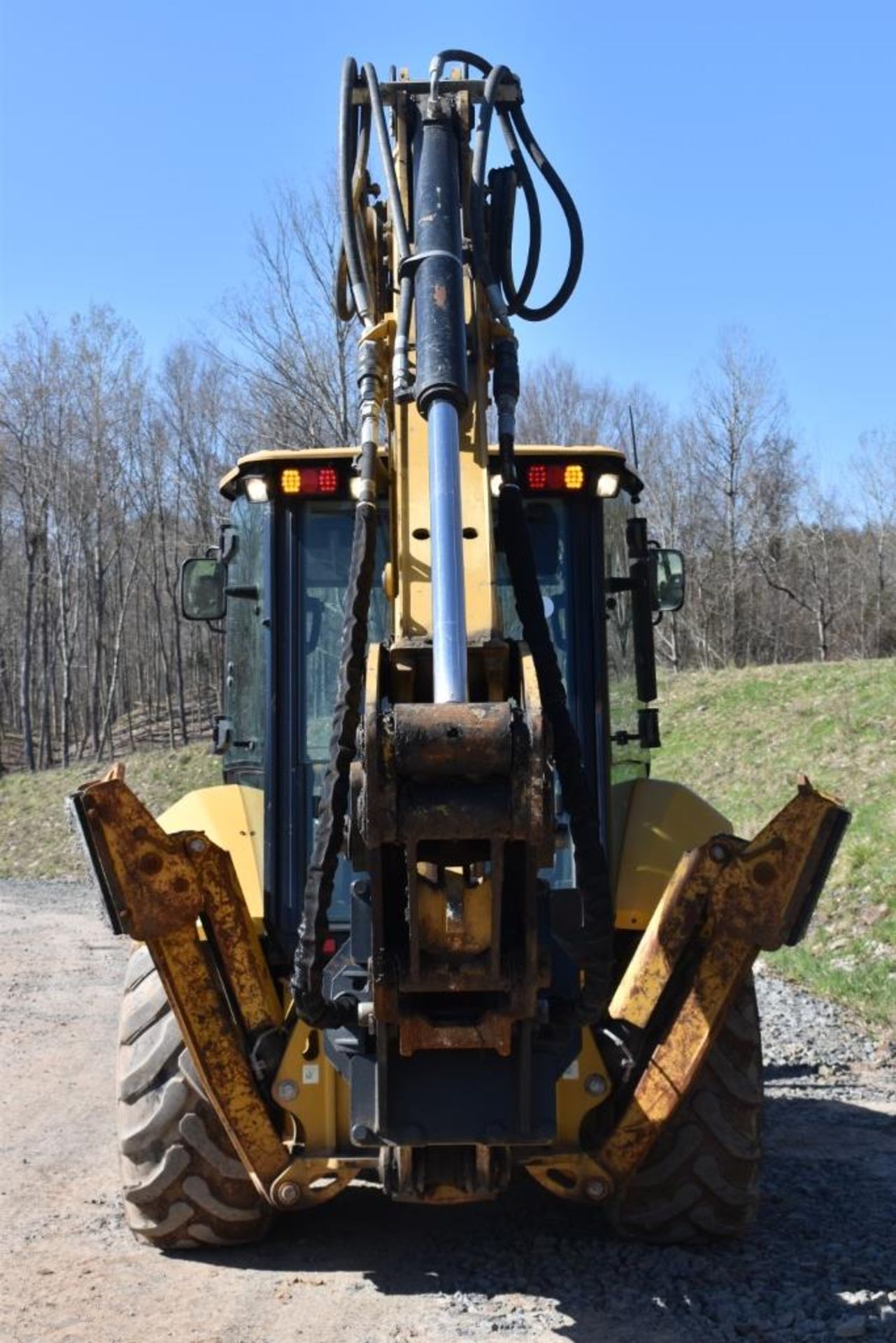2018 CAT 420F2 Backhoe 2281 Hours, Runs and Operates, 4WD, CAT 89" 4 in 1 Bucket, Auxiliary - Image 6 of 31