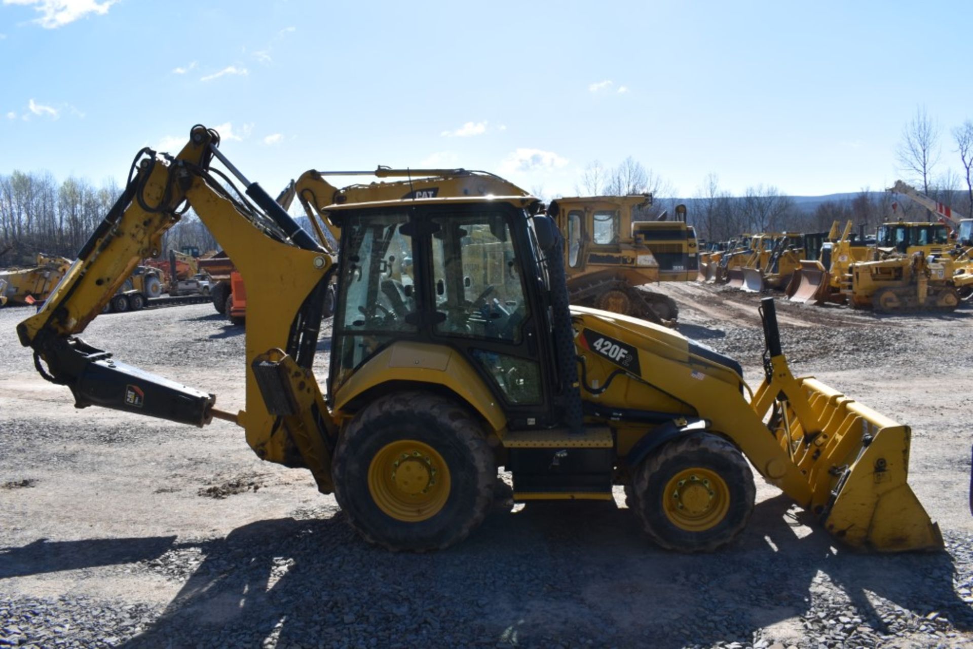 2018 CAT 420F2 Backhoe 2281 Hours, Runs and Operates, 4WD, CAT 89" 4 in 1 Bucket, Auxiliary - Image 4 of 31