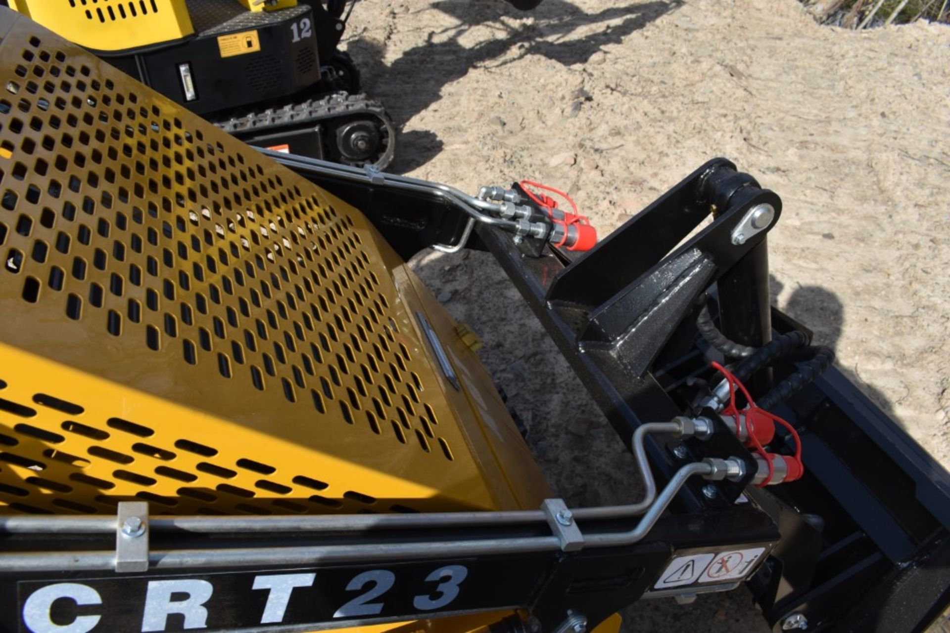 AGT Industrial CRT23 Skid Steer with Tracks Be Sure to Check Fluids, New, Mechanical Mini Quick - Image 8 of 9