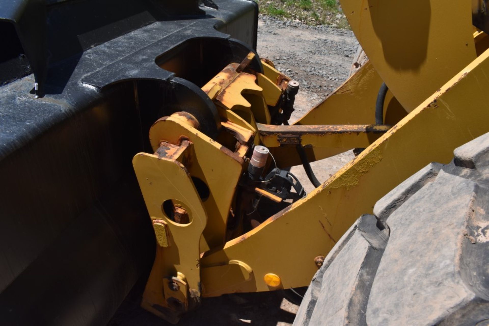 2018 CAT 930M Articulating Wheel Loader 2511 Hours, Runs and Operates, CAT 100" Bucket, Auxiliary - Image 13 of 34