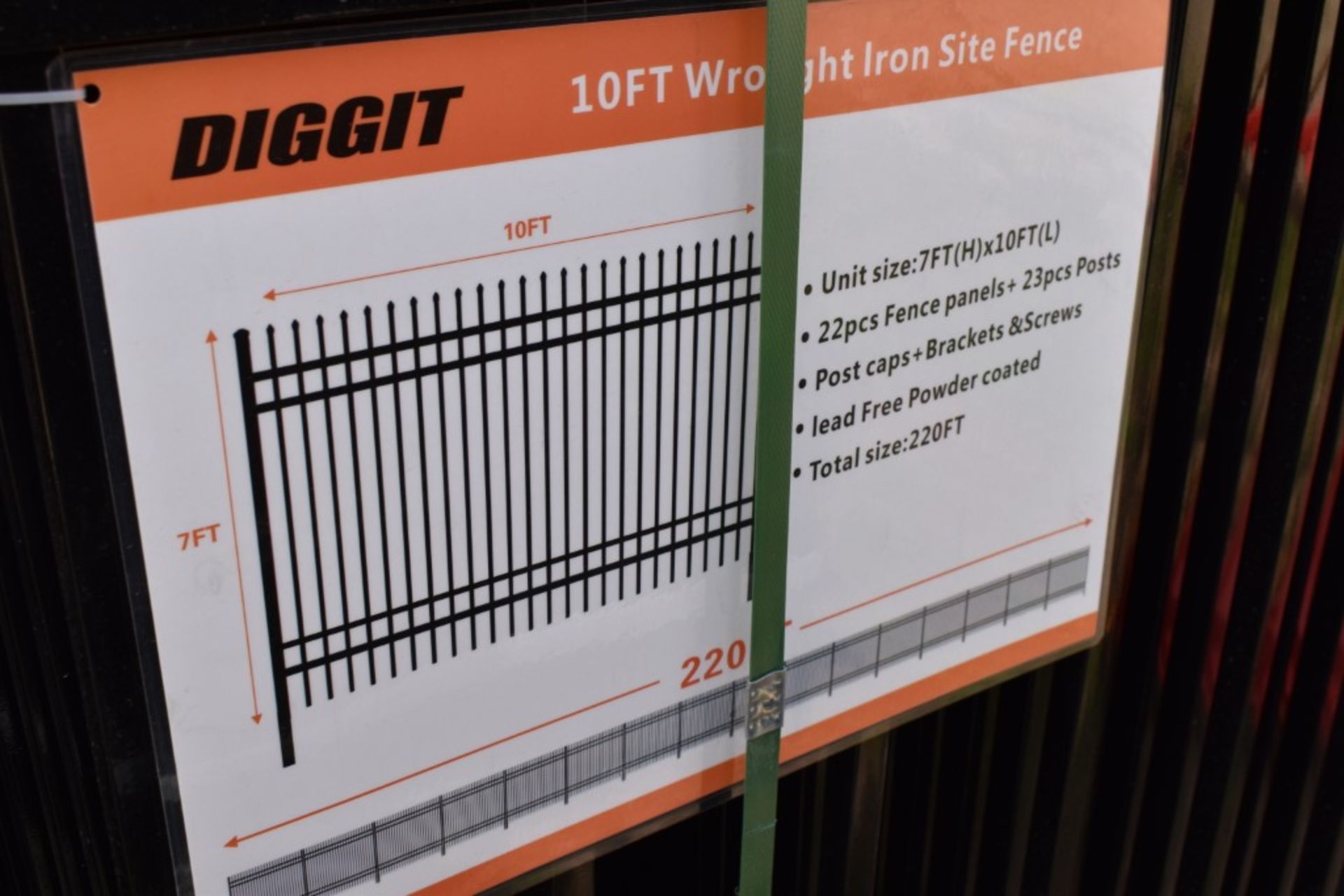 Diggit 10' x 7' 22 Piece Fence Panel Set - Image 2 of 2