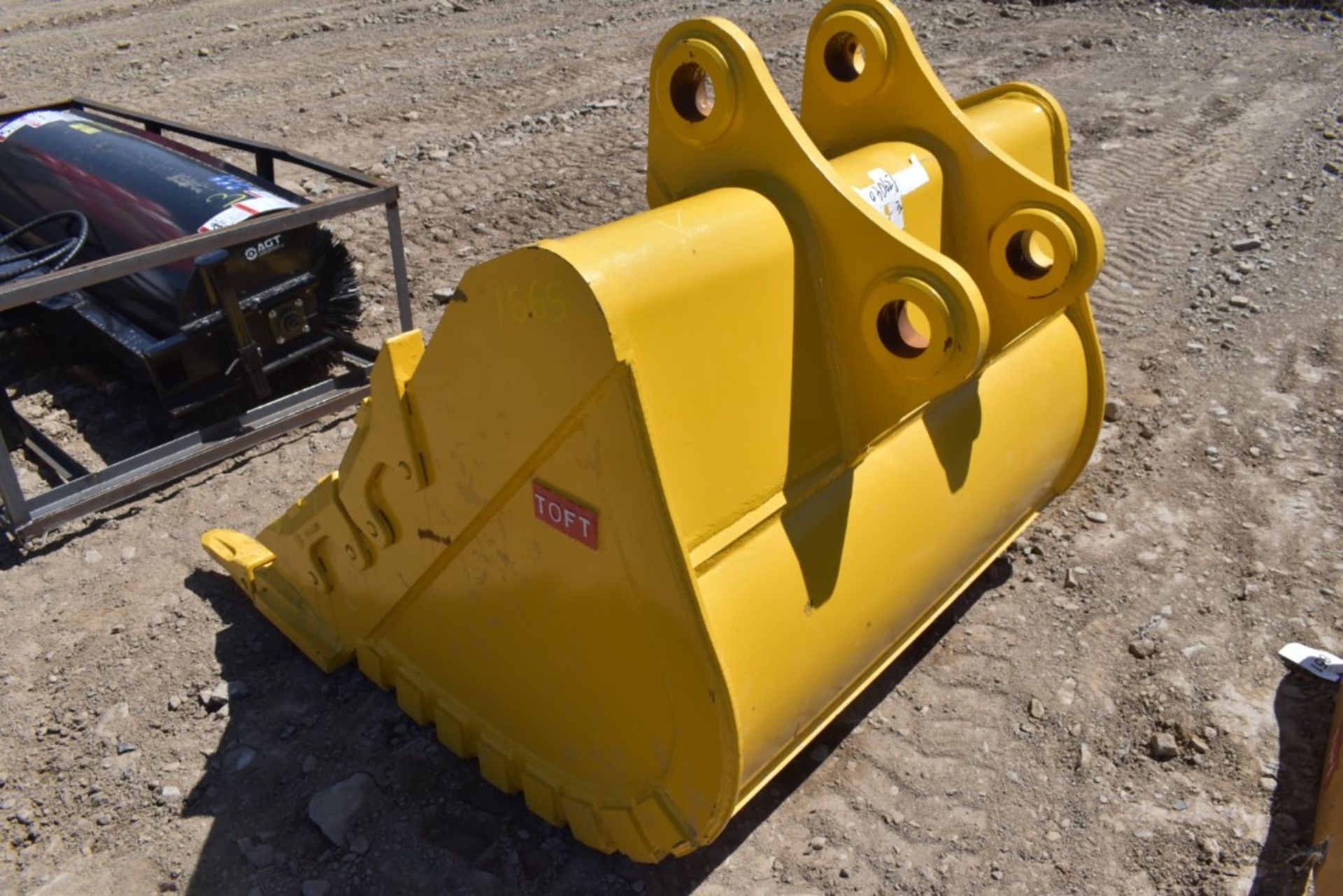 Toft 80Q 54" Excavator Bucket New - Image 3 of 4